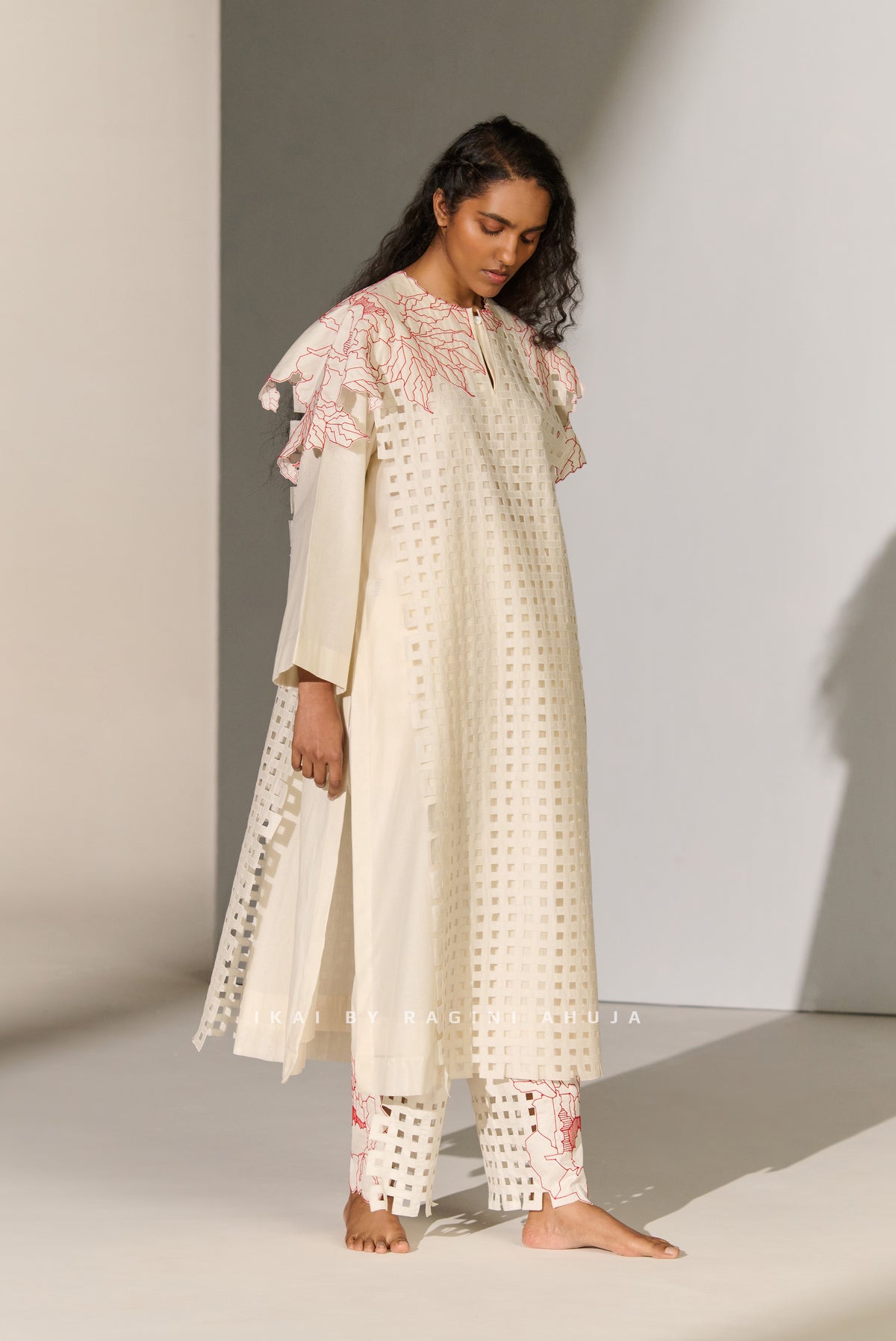3D FLORAL CUTWORK PANEL KAMEEZ