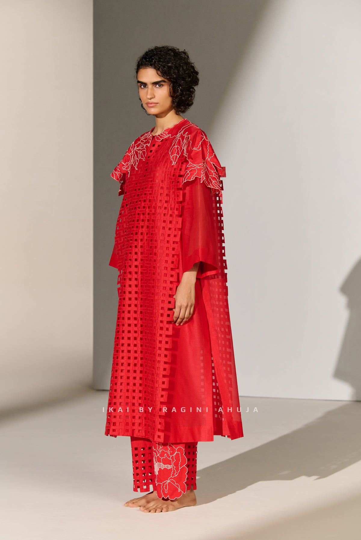 3D FLORAL CUTWORK PANEL KAMEEZ RED