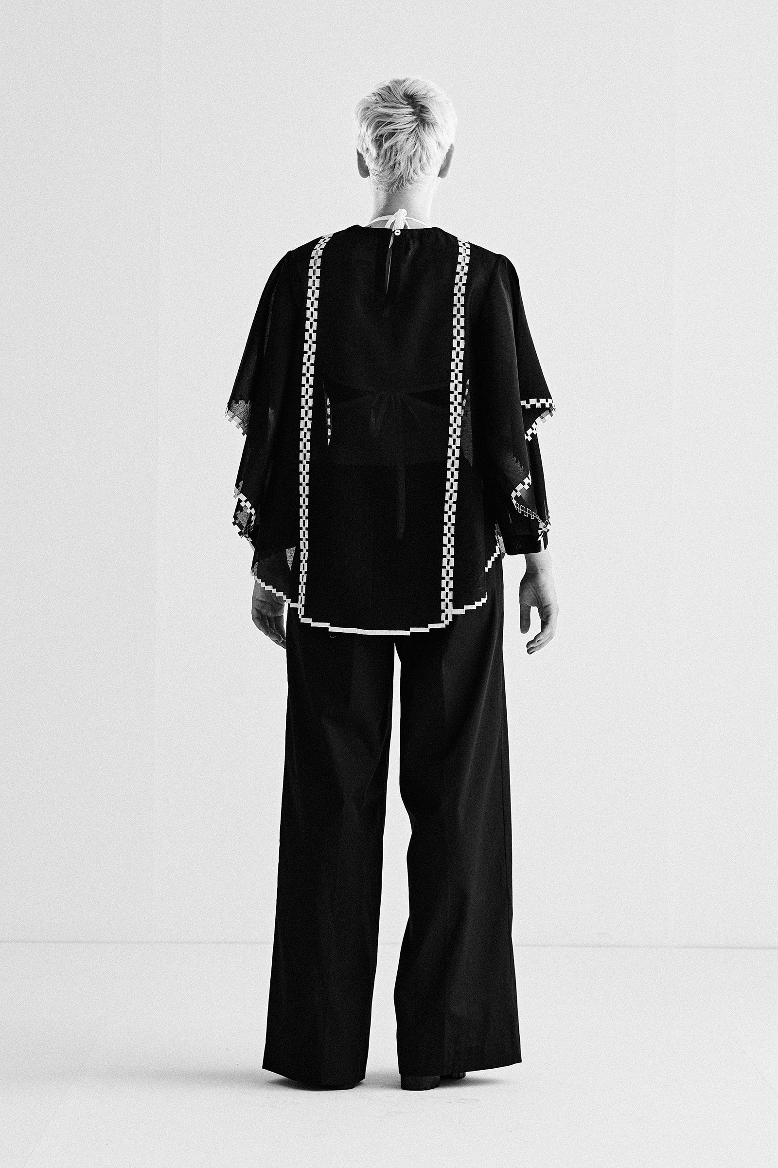 A-LINE BLOUSE WITH FREEFALL SLEEVE