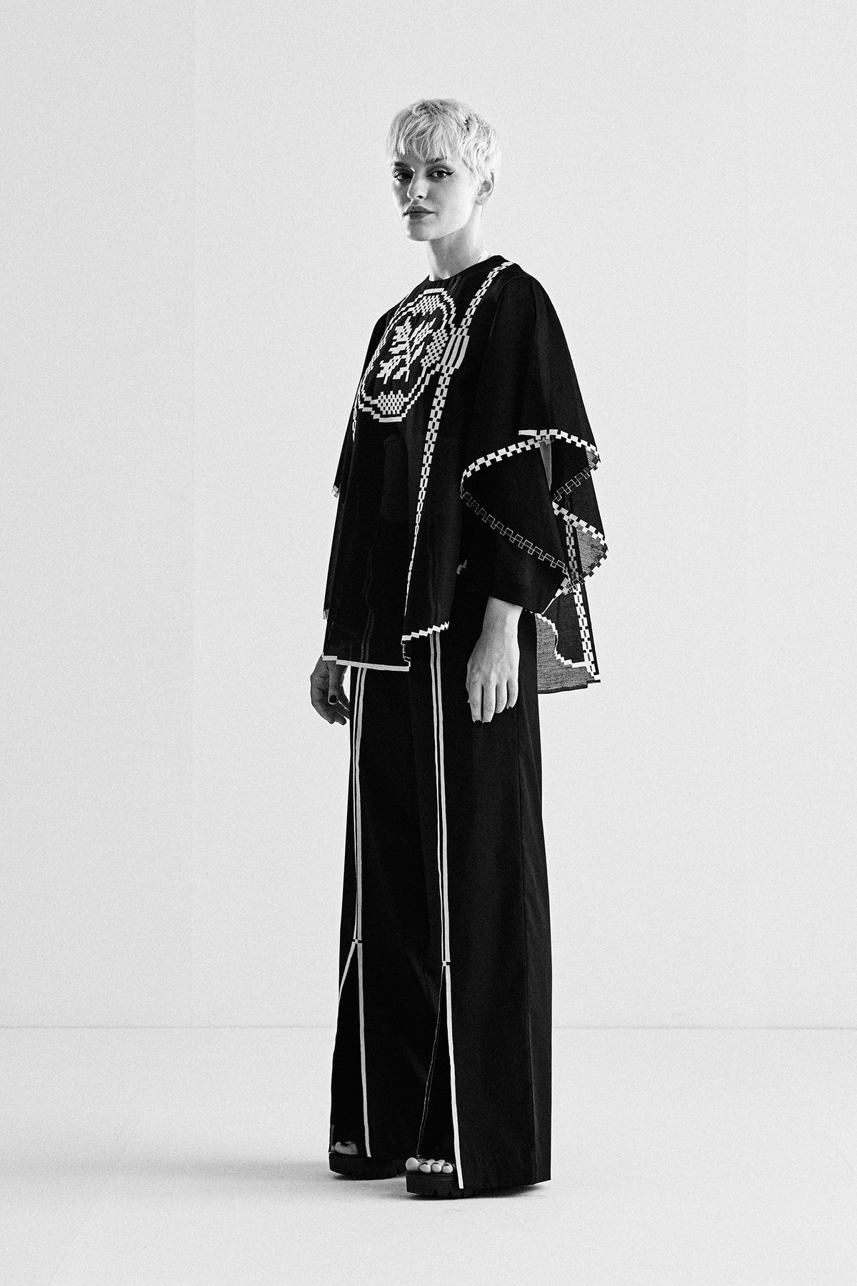 A-LINE BLOUSE WITH FREEFALL SLEEVE