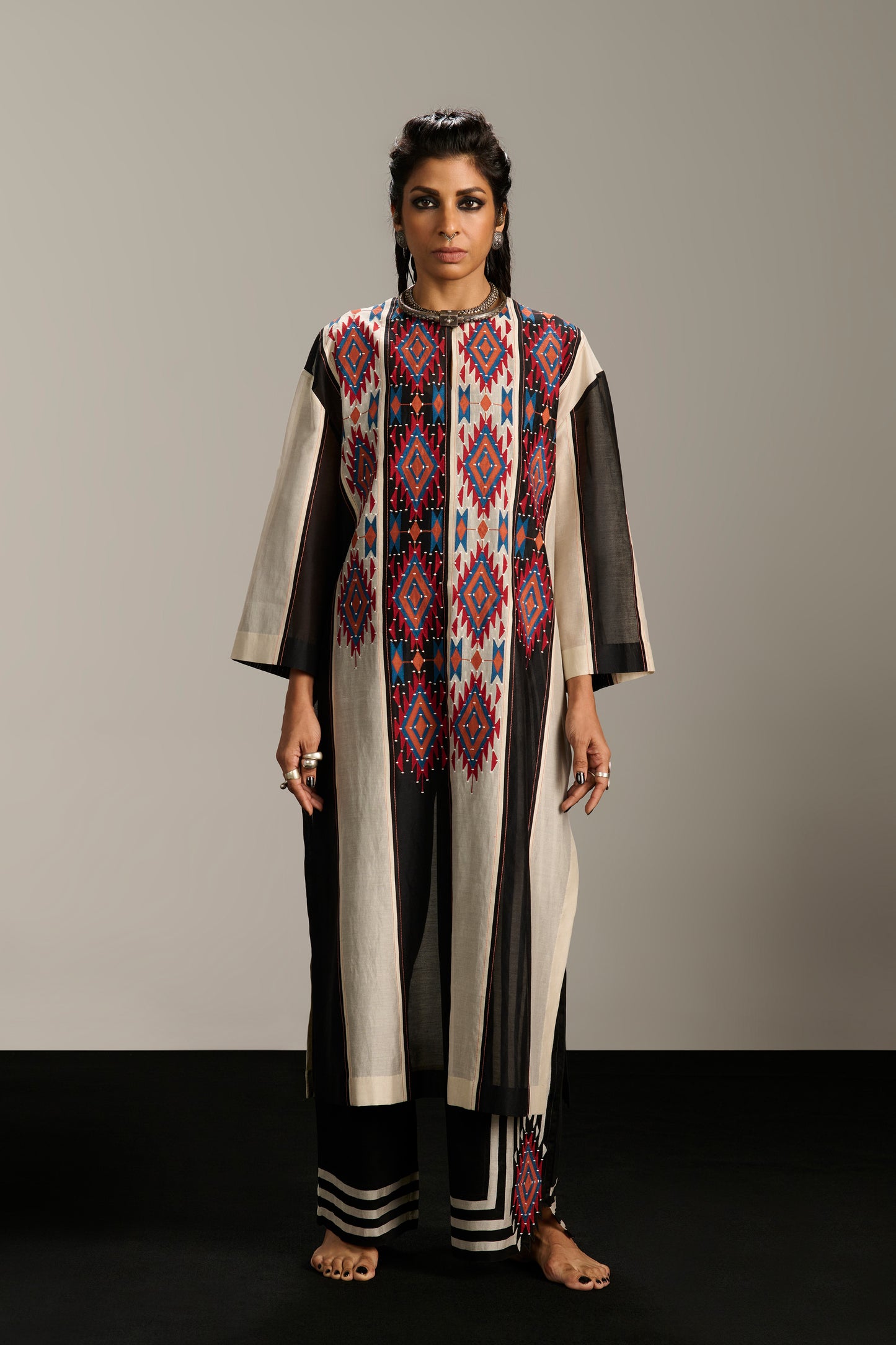 BOX KAMEEZ