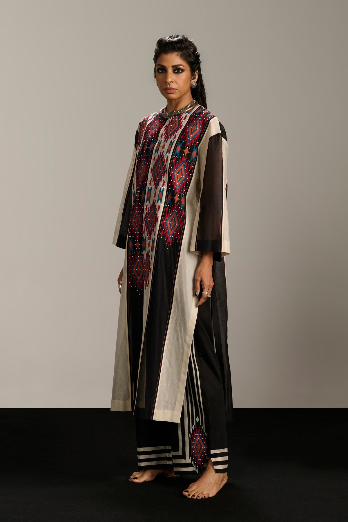 BOX KAMEEZ