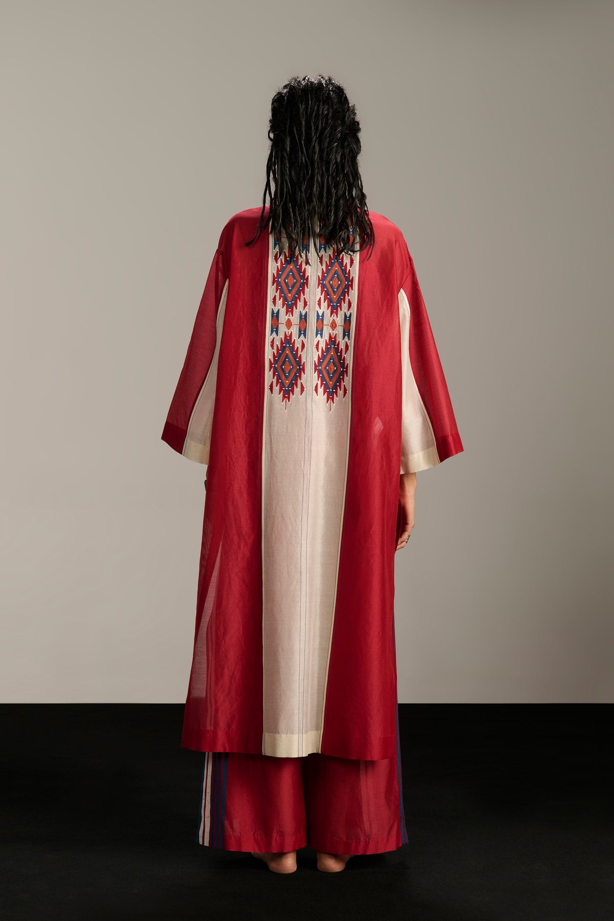 BOX KAMEEZ