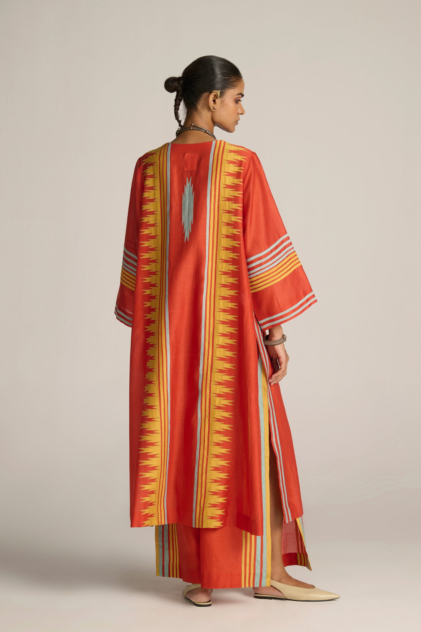 CHOGA KAMEEZ