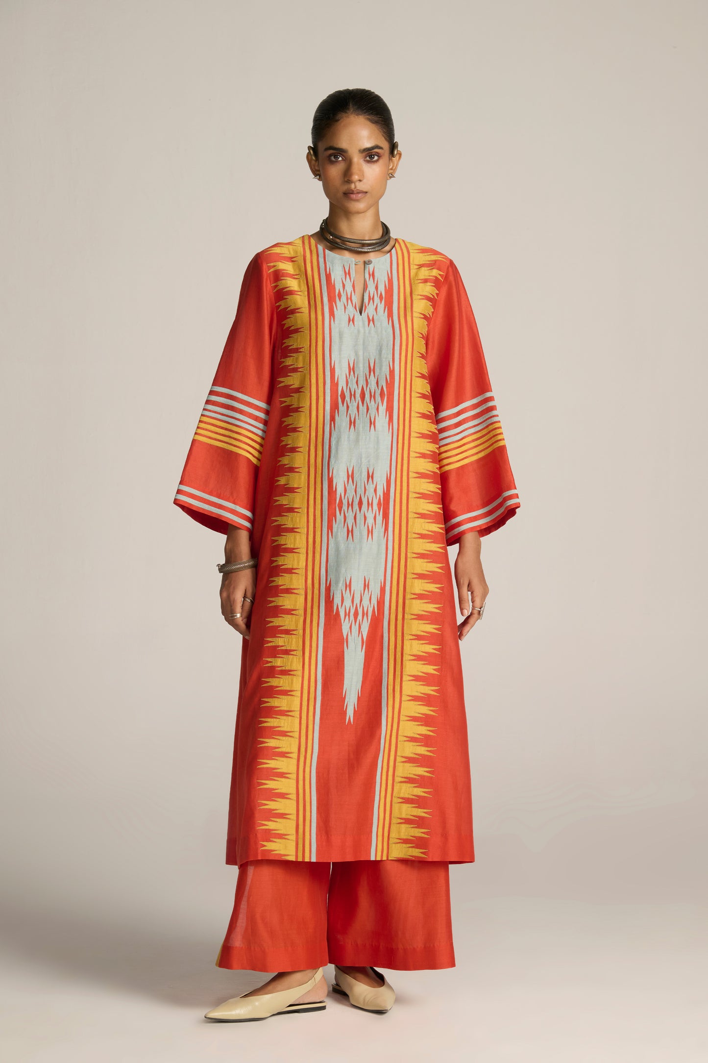 CHOGA KAMEEZ