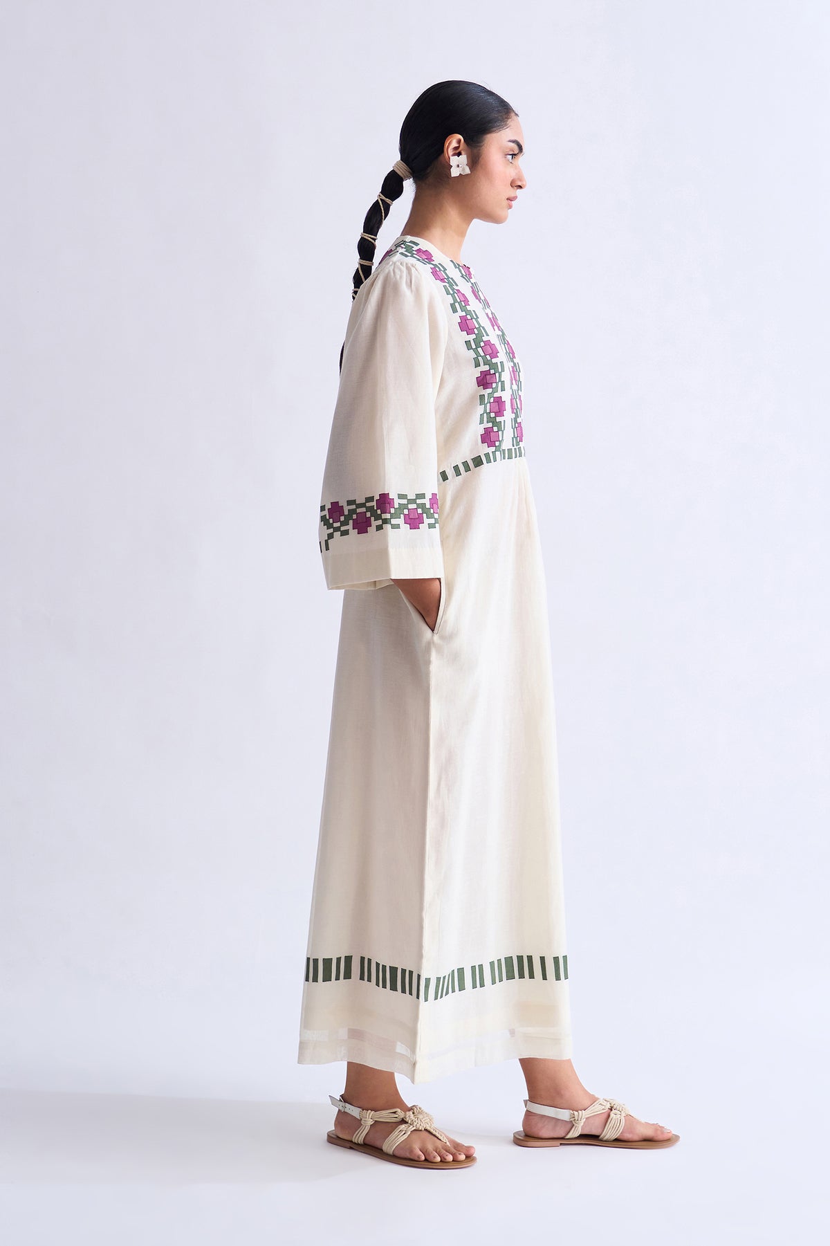 CENTER SLASH DRESS