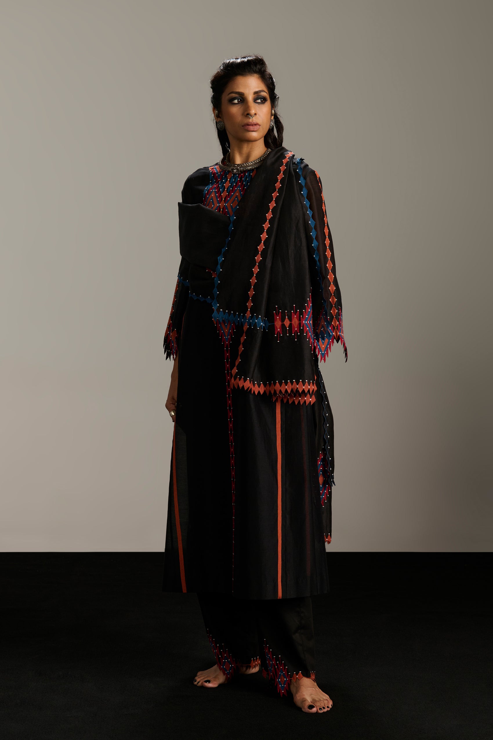 APPLIQUE' AND CUTWORK DUPATTA