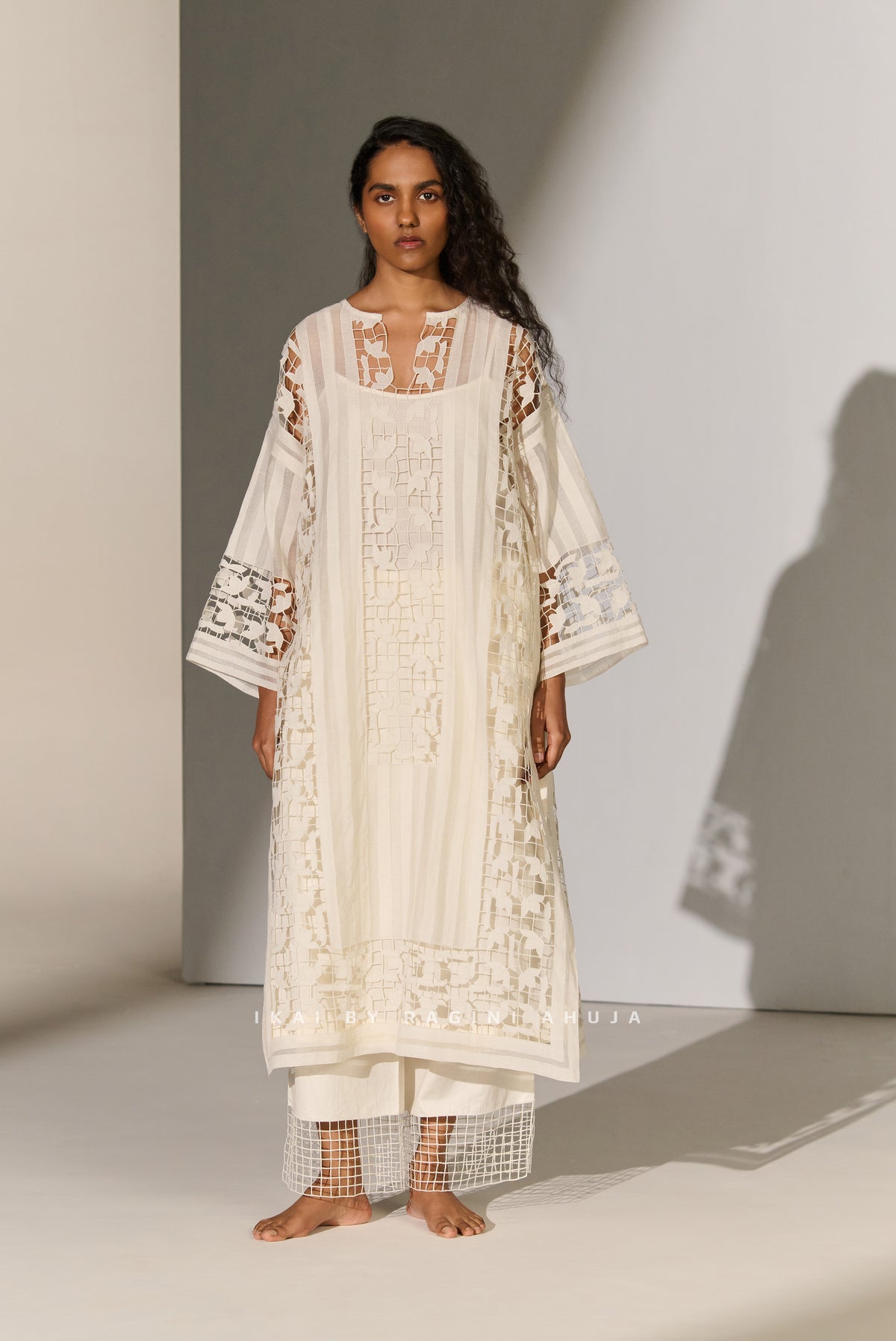 GEOMETRIC FLORAL CUTWORK DROP SHOULDER KAMEEZ IVR