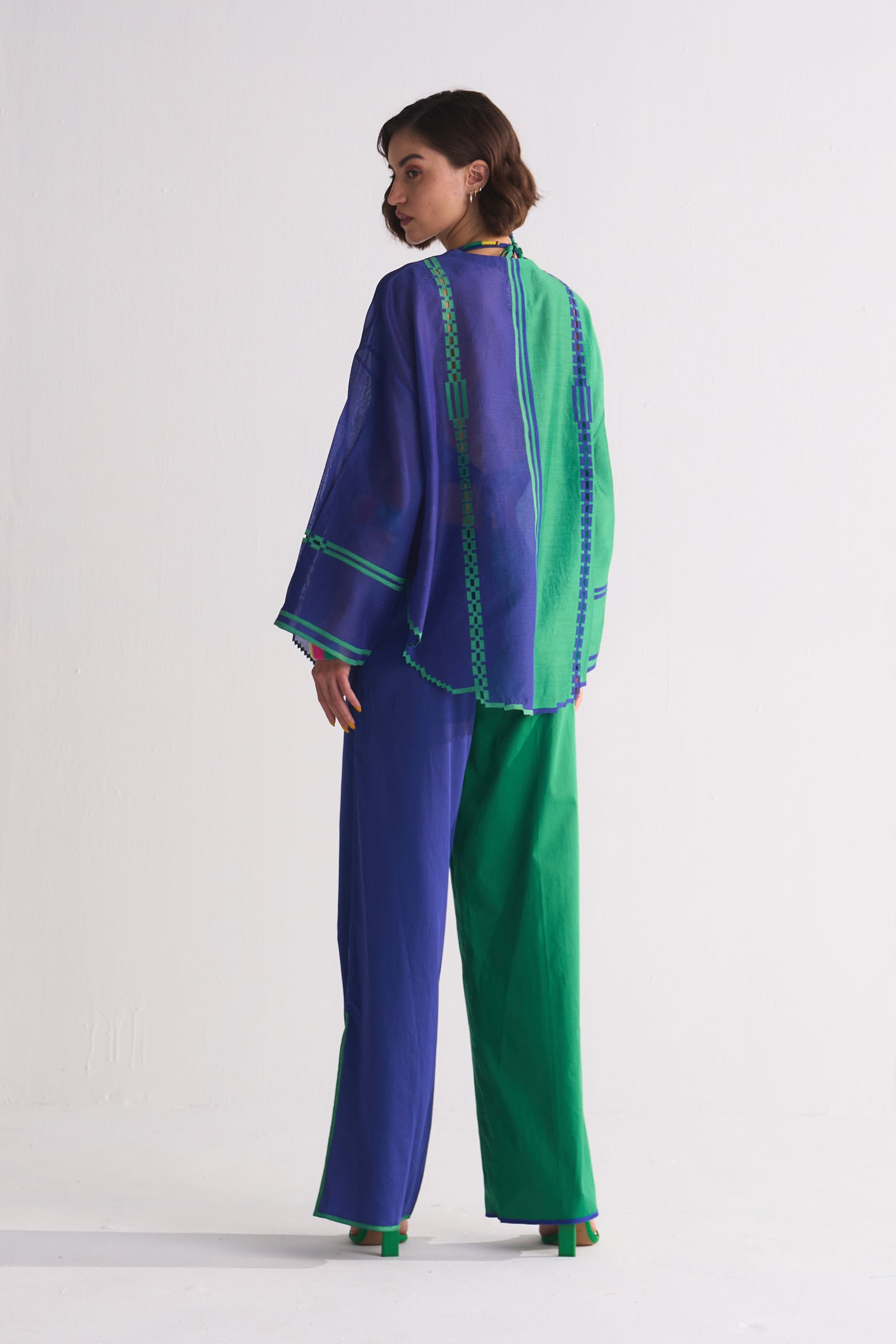 ROUND HEM COLOUR BLOCKED APPLIQUE' AND CUTWORK SHIRT