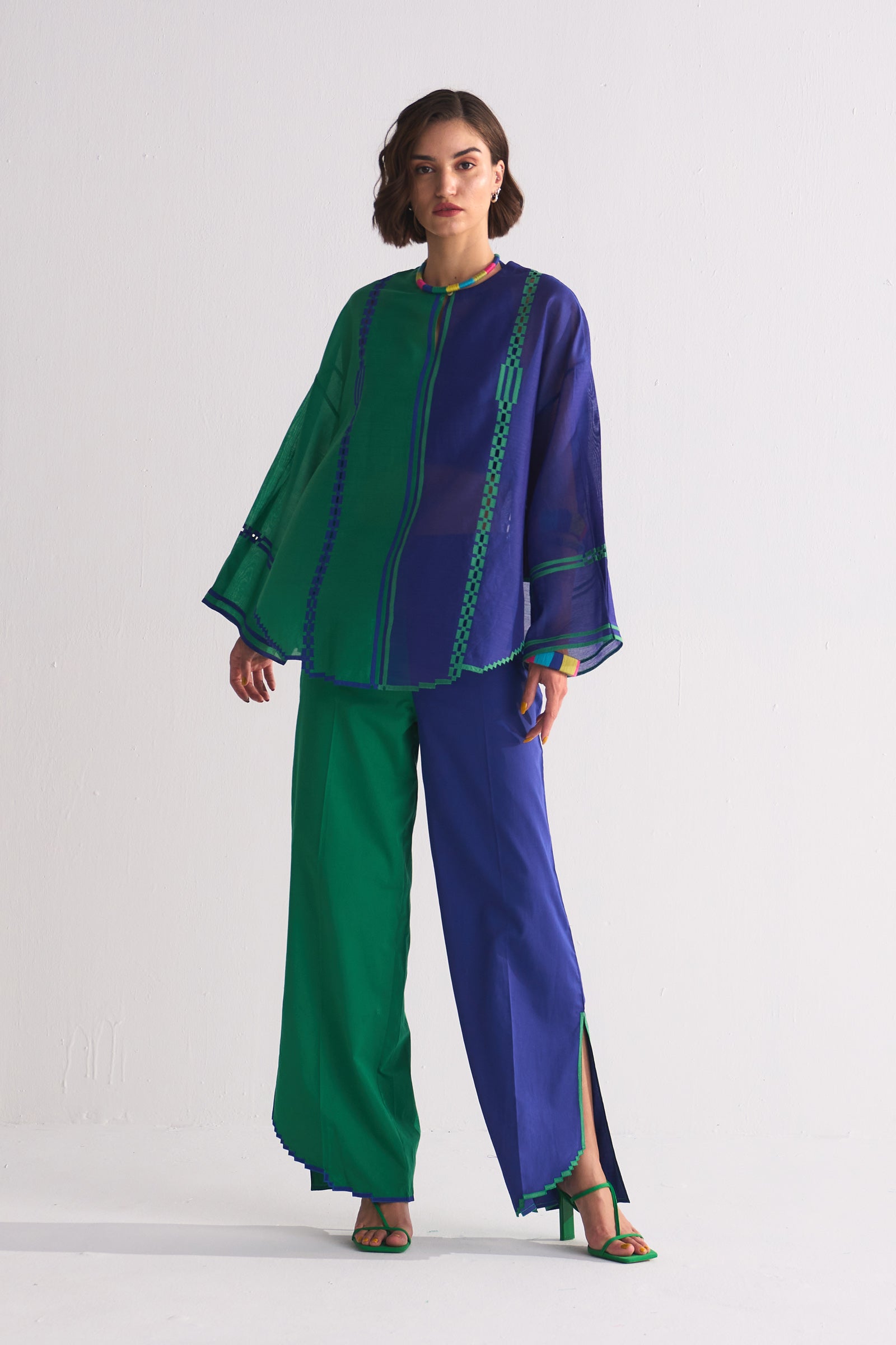 ROUND HEM COLOUR BLOCKED APPLIQUE' AND CUTWORK SHIRT