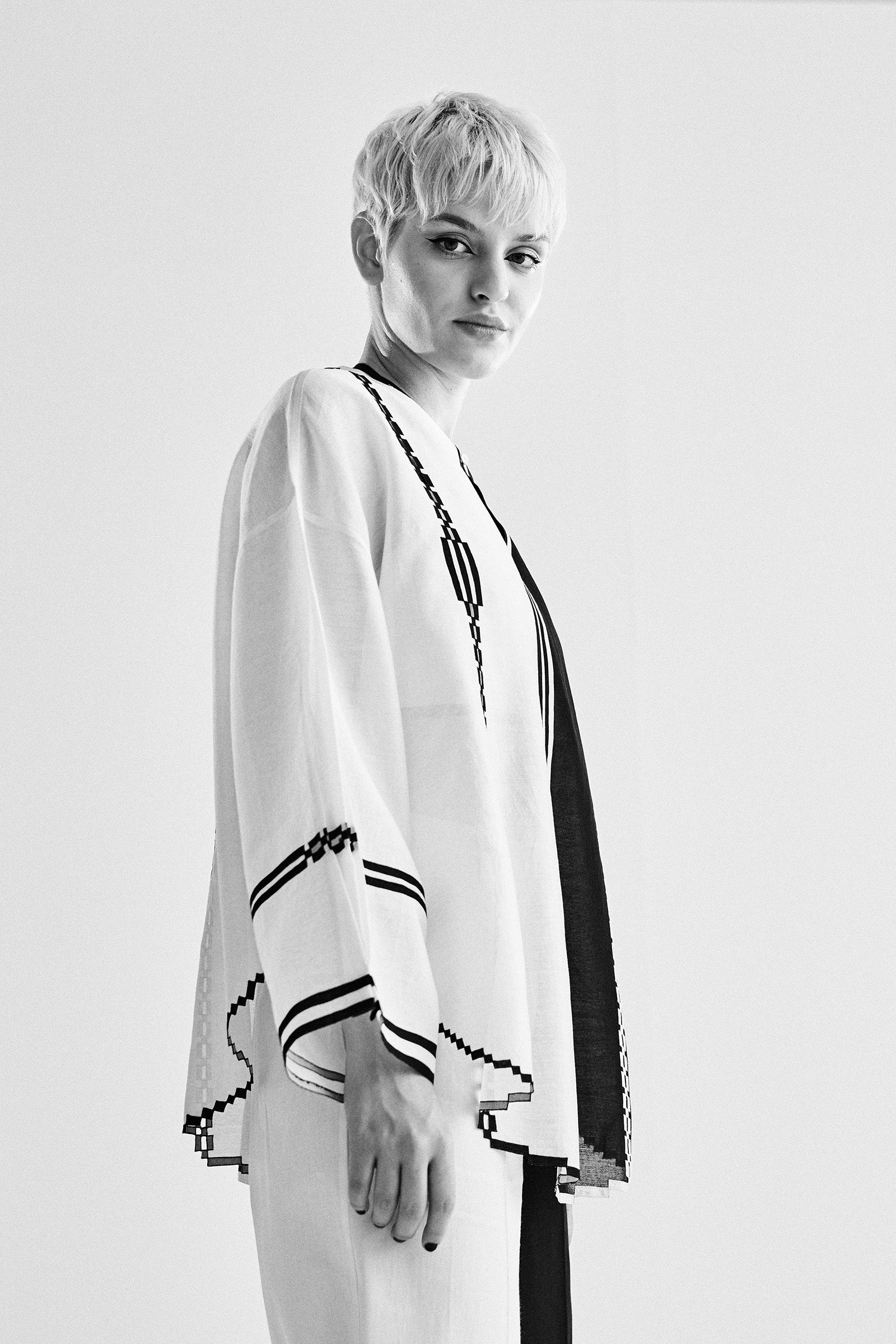 ROUND HEM COLOUR BLOCKED APPLIQUE' AND CUTWORK SHIRT