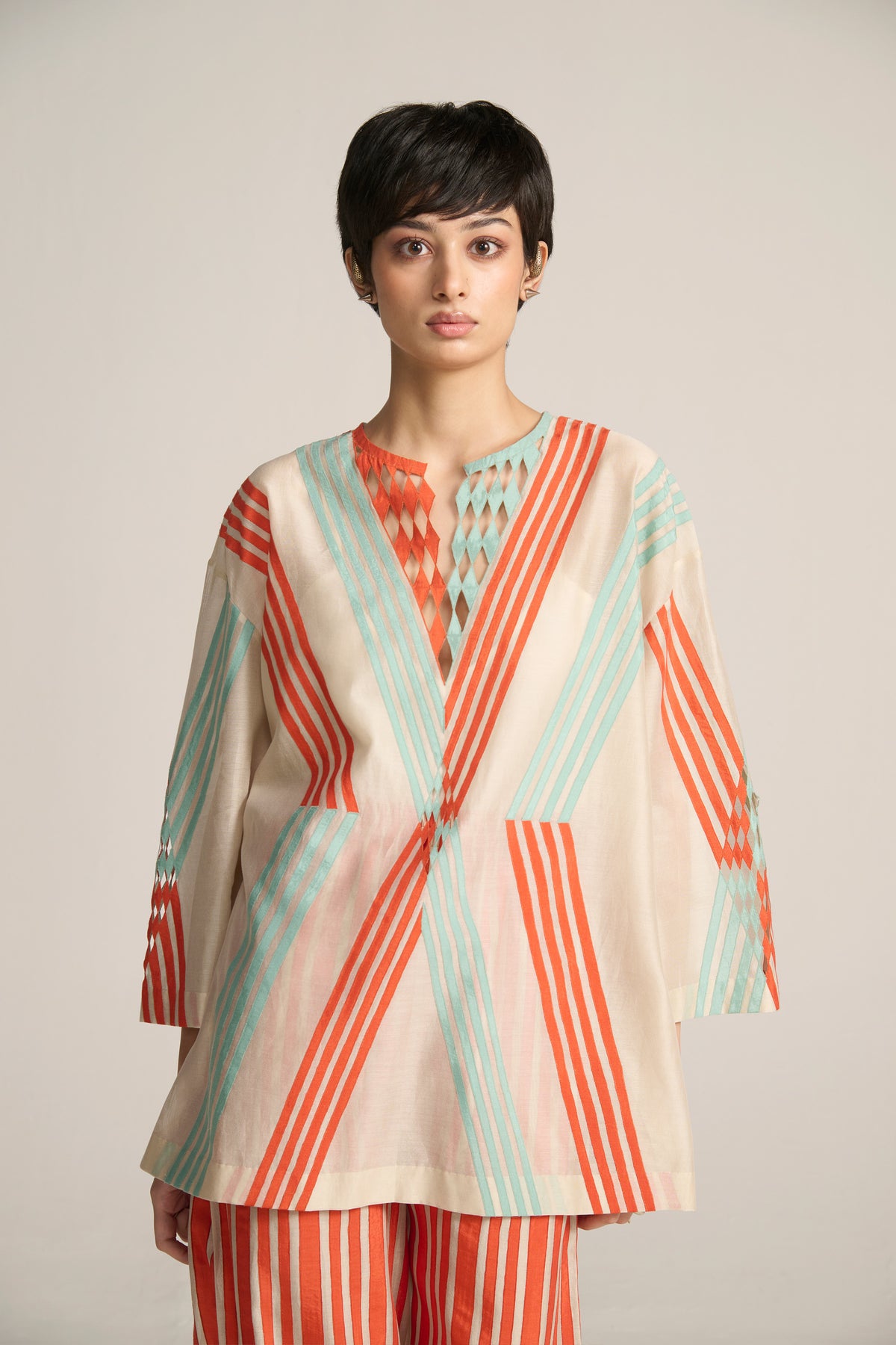 DROP SHOULDER SHIRT