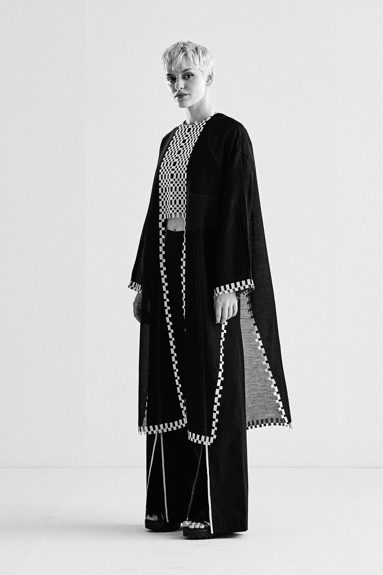 DROP SHOULDER TUNIC WITH APPLIQUE' AND CUTWORK