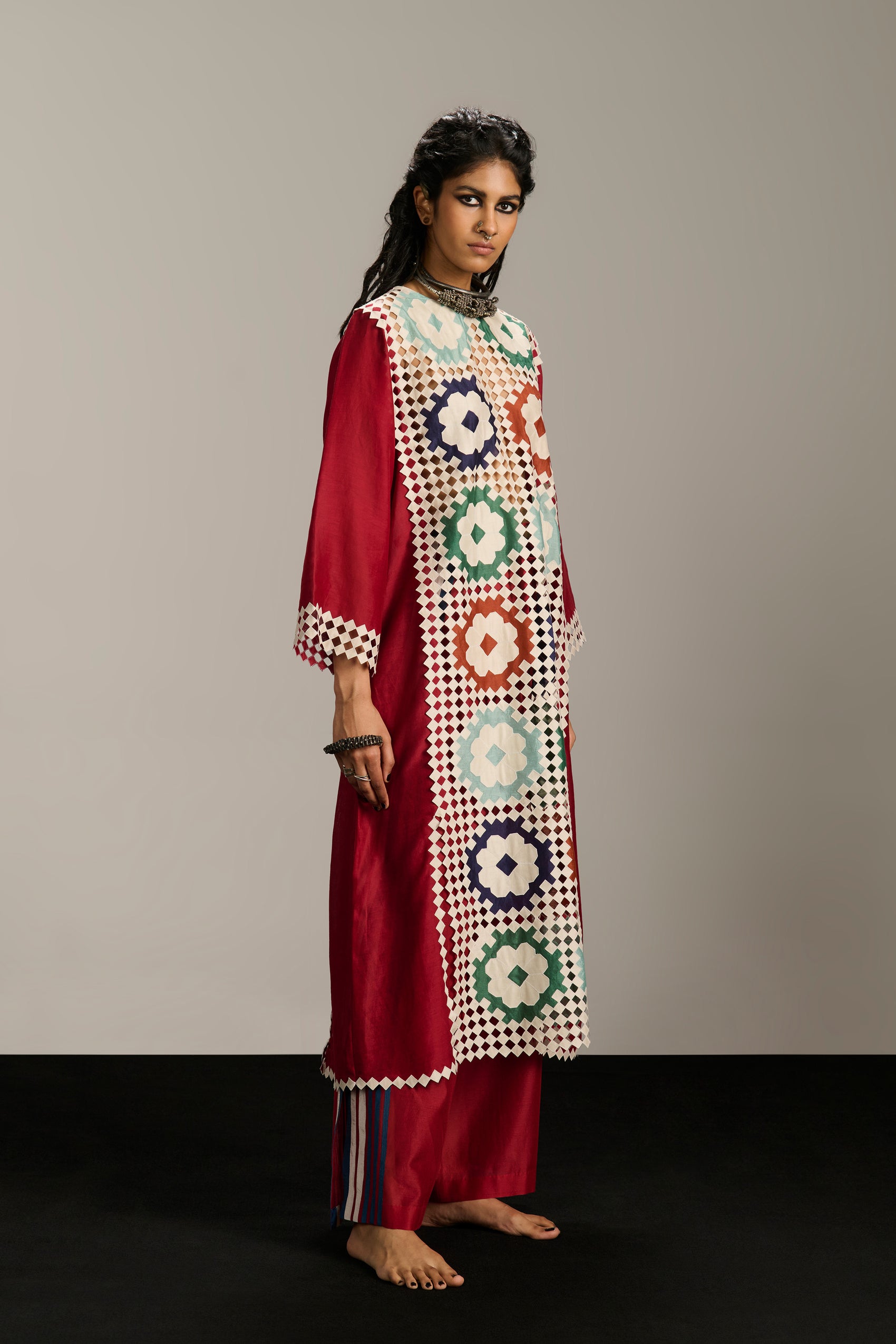 FRONT PANEL AND SLIT KAMEEZ