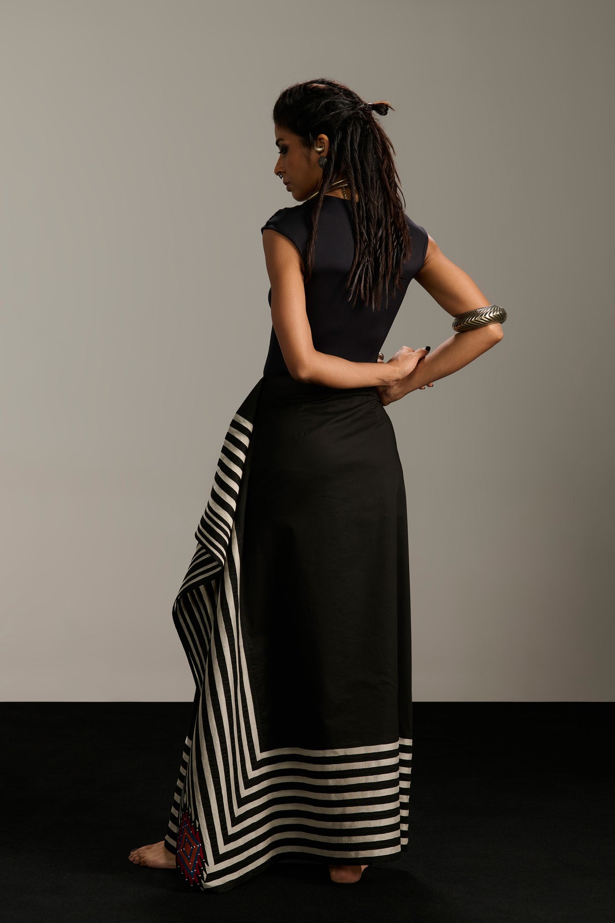 FALLING PANEL SKIRT