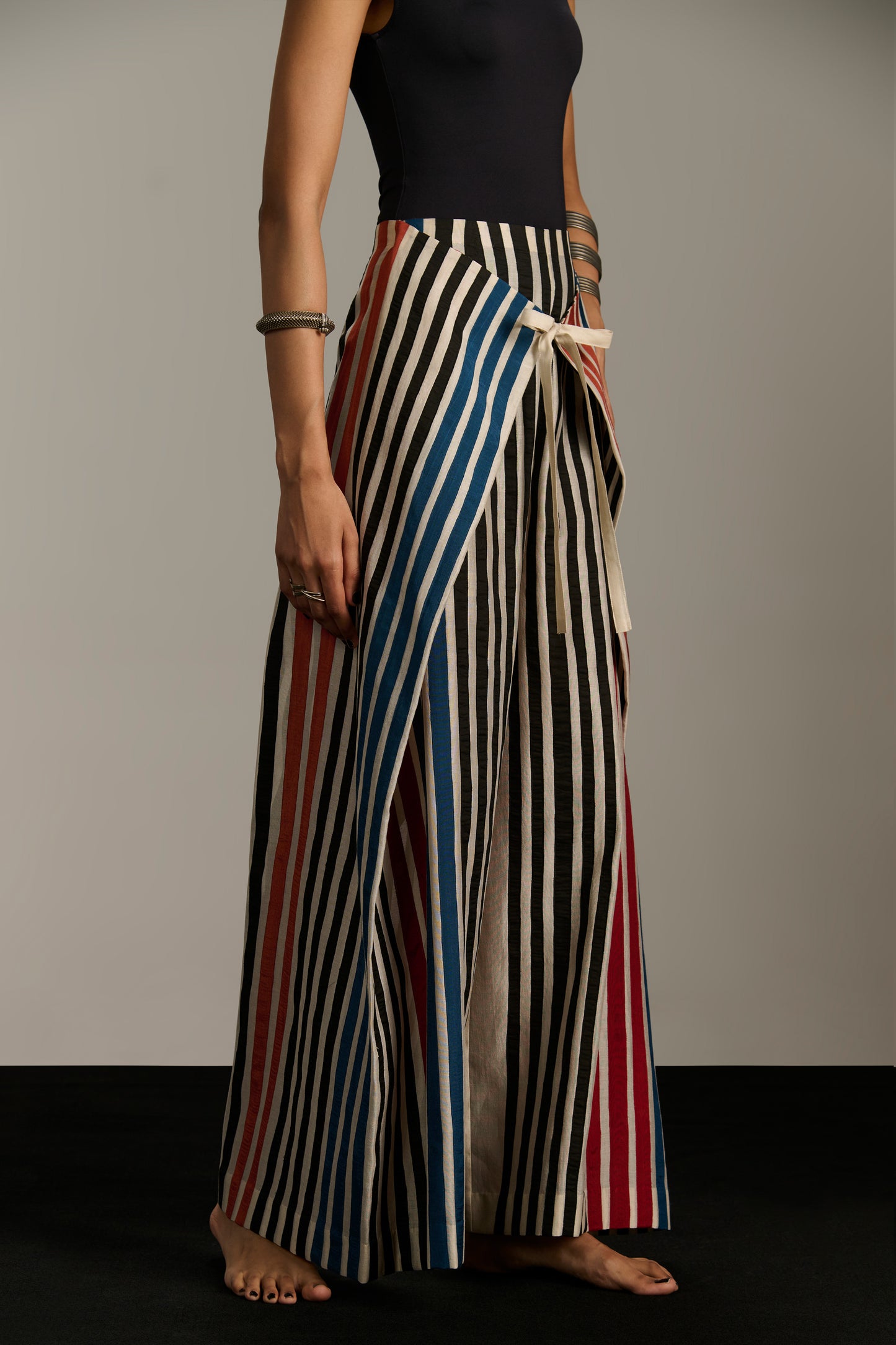FRONT TIE PANTS