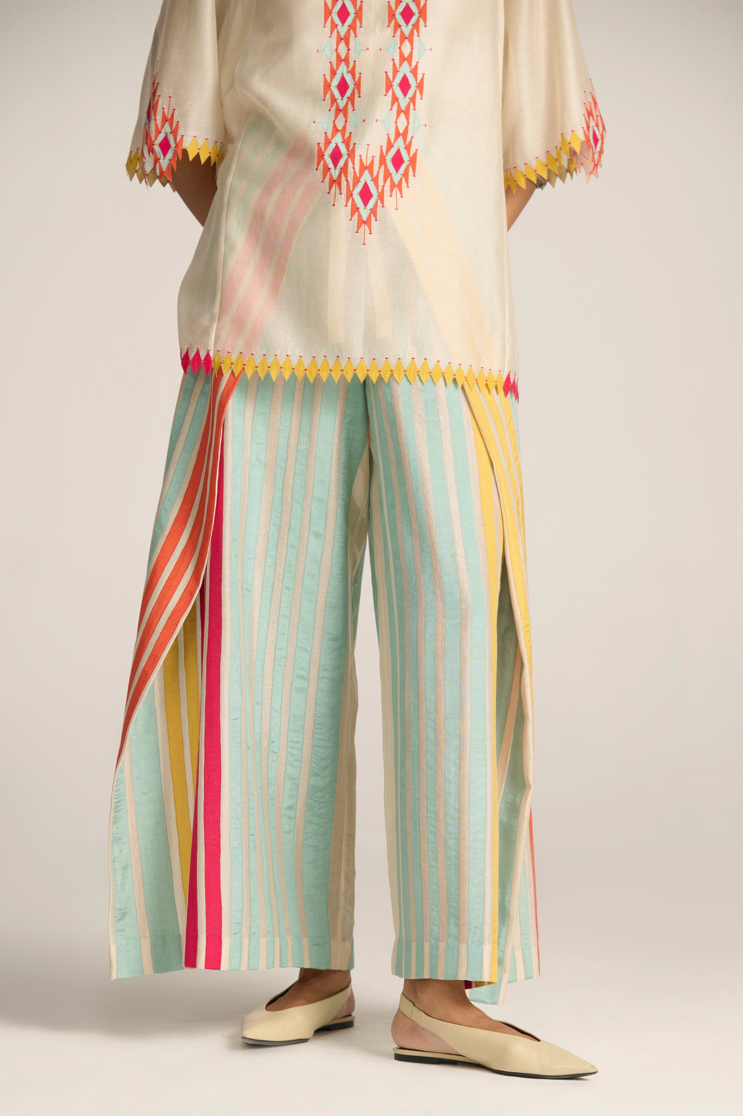 FRONT TIE PANTS