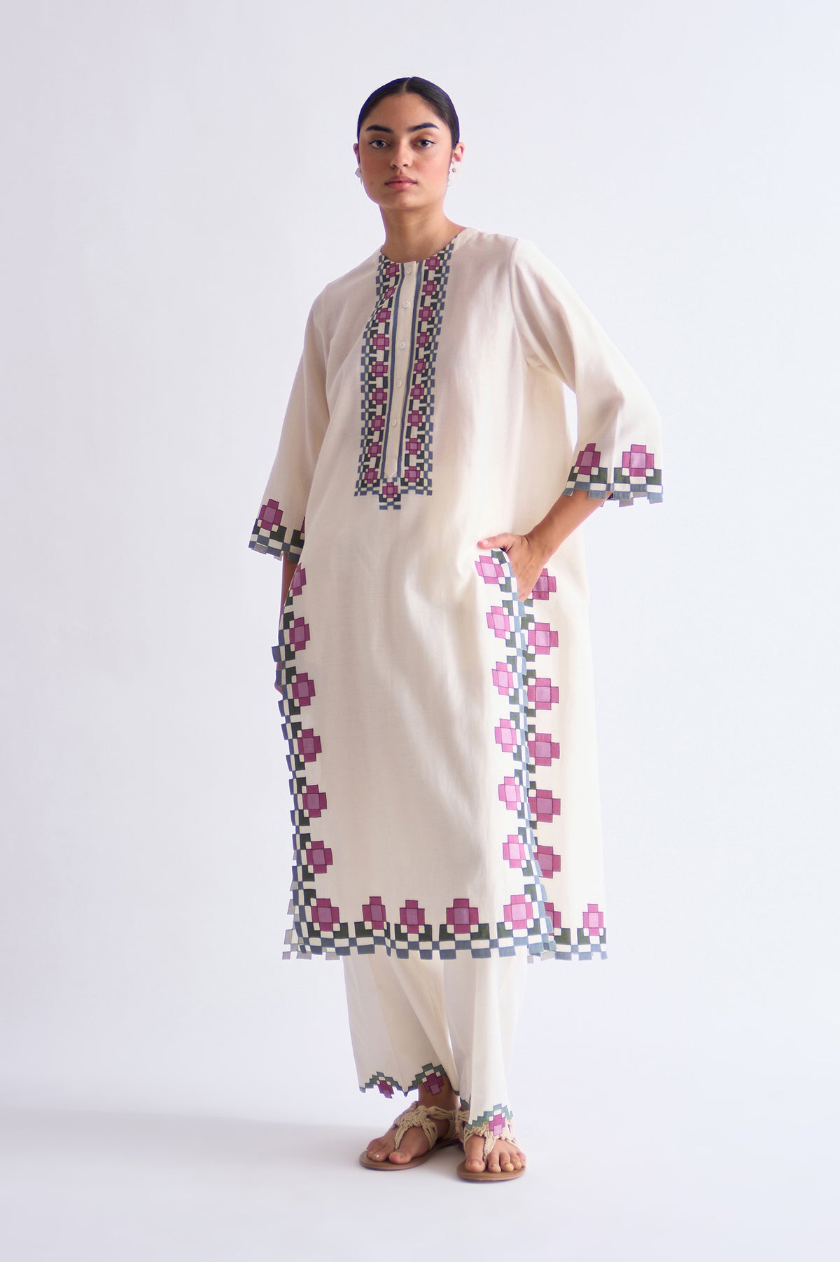 BACK GATHER KAMEEZ