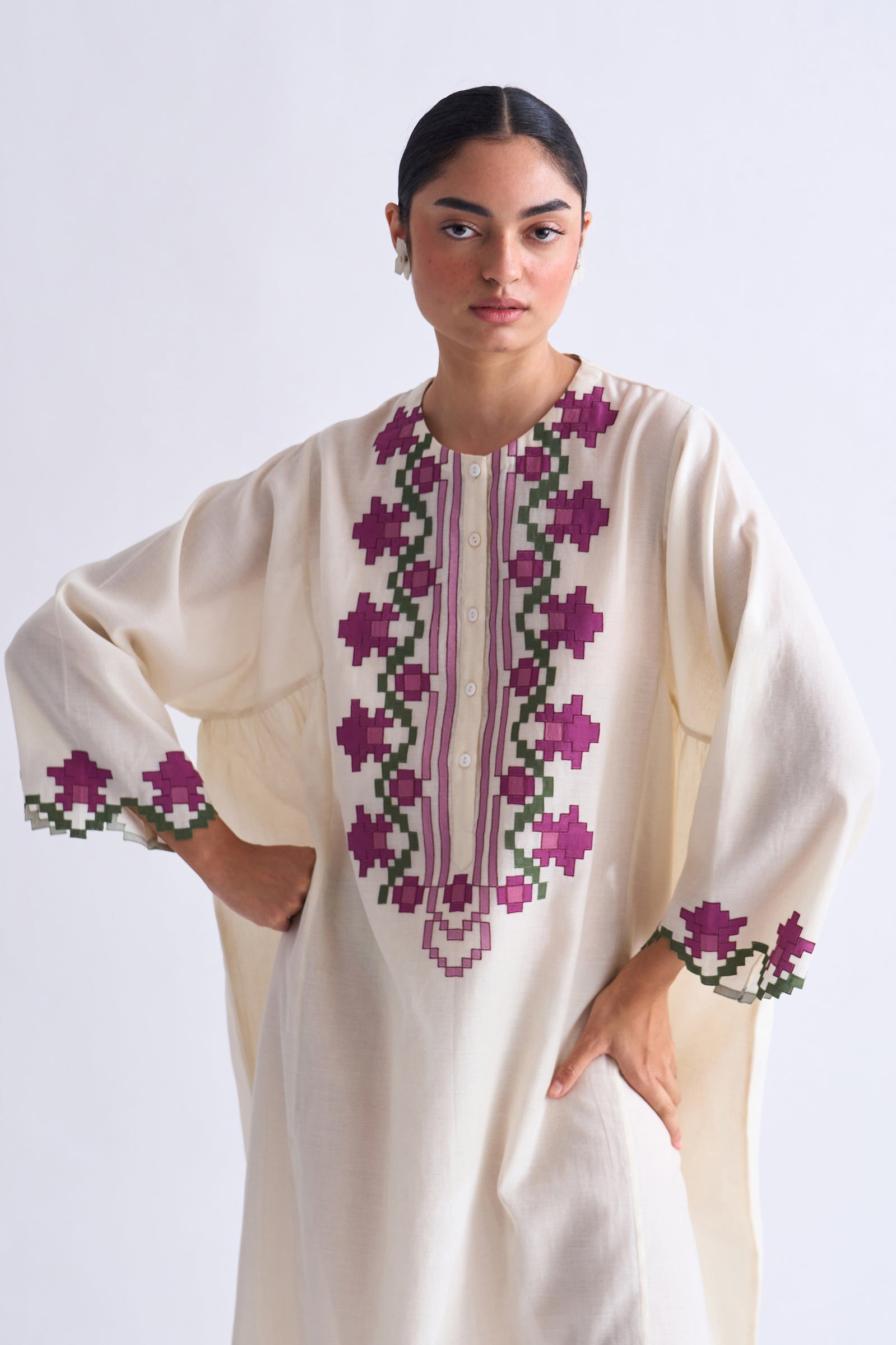 SIDE GATHER KAFTAN DRESS