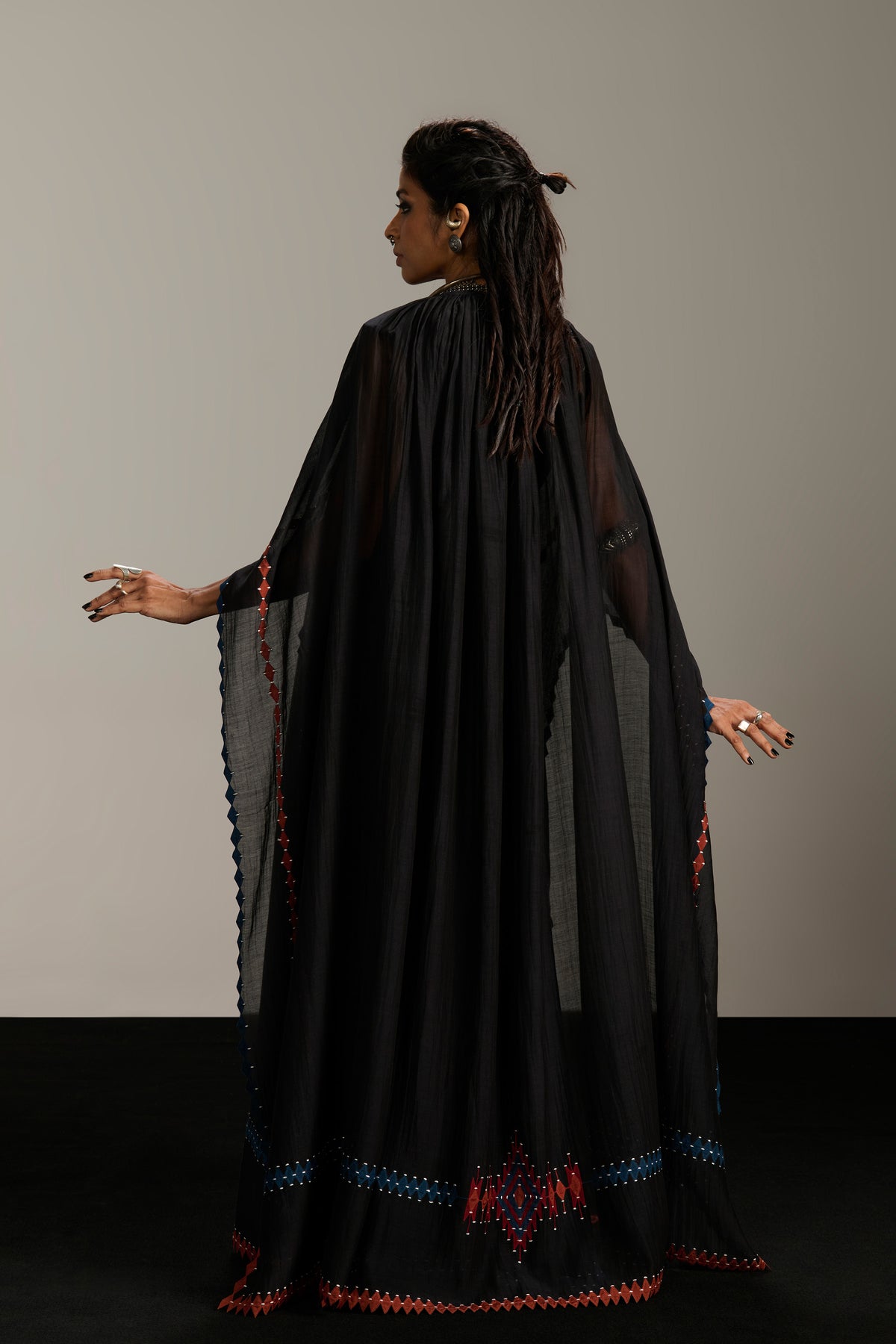 GATHER NECK KAFTAN