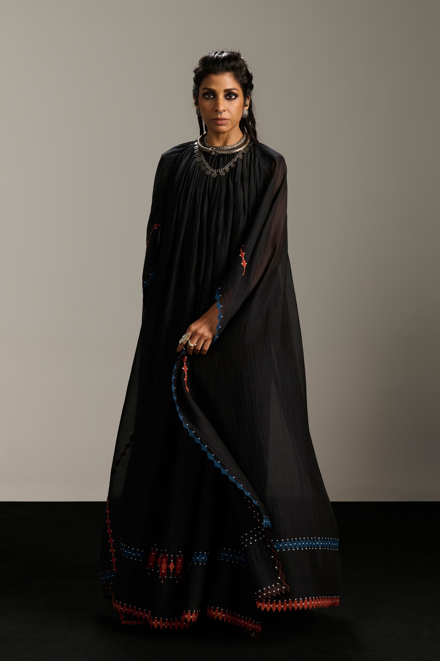 GATHER NECK KAFTAN