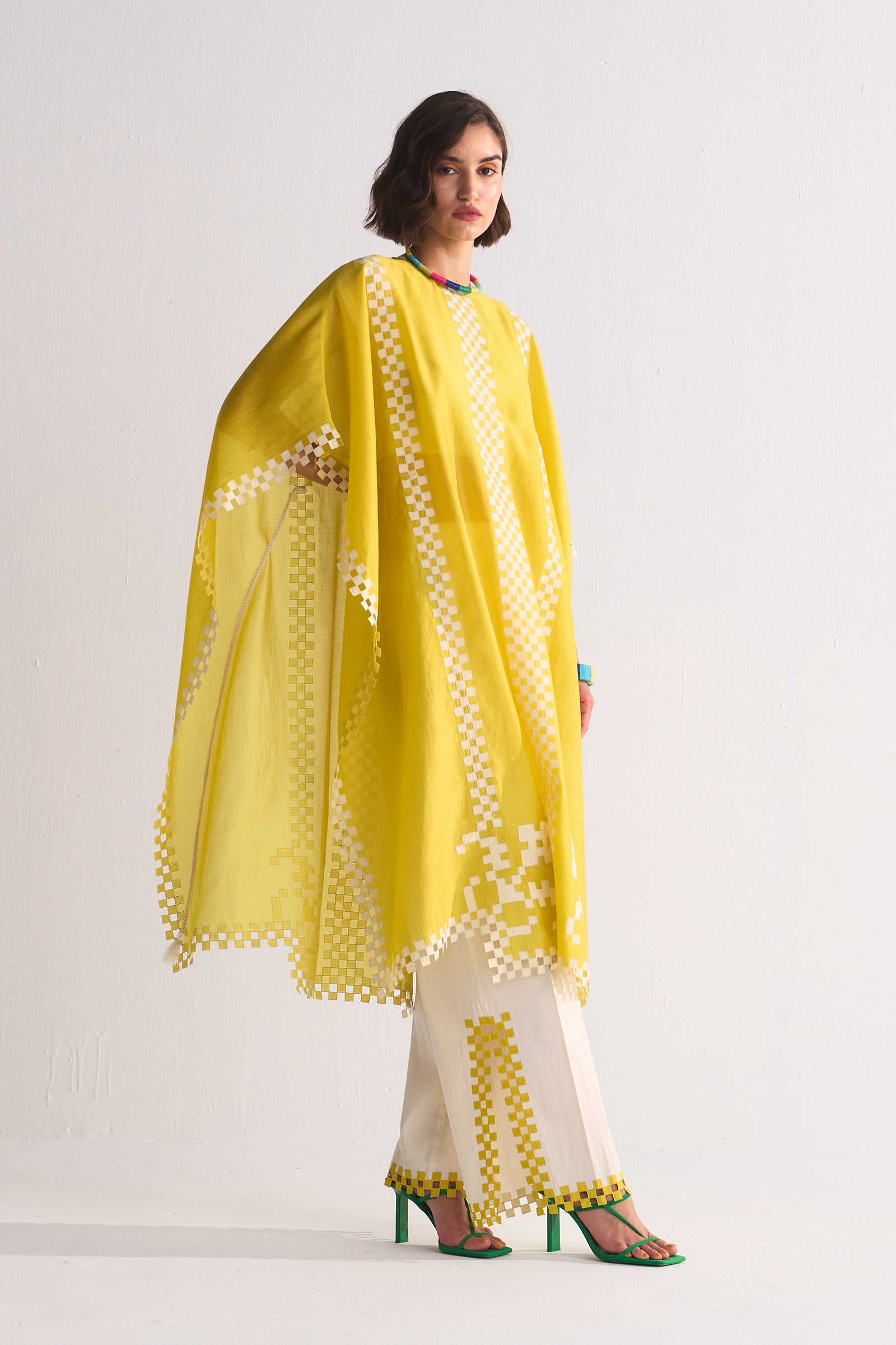 APPLIQUE' AND CUTWORK KAFTAN