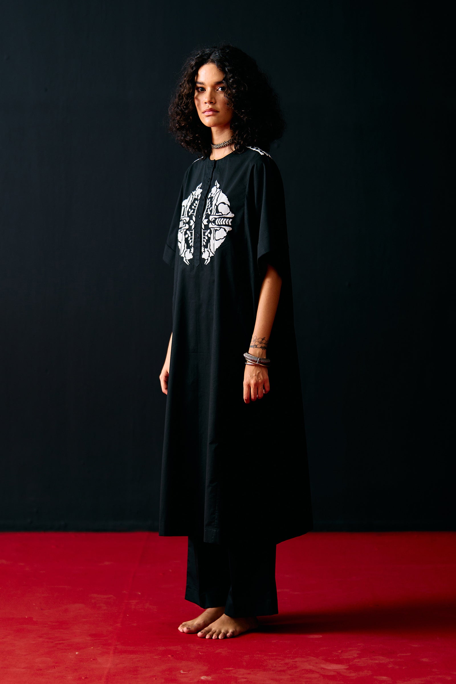 BLACK TRIBAL APPLIQUE' KAFTAN