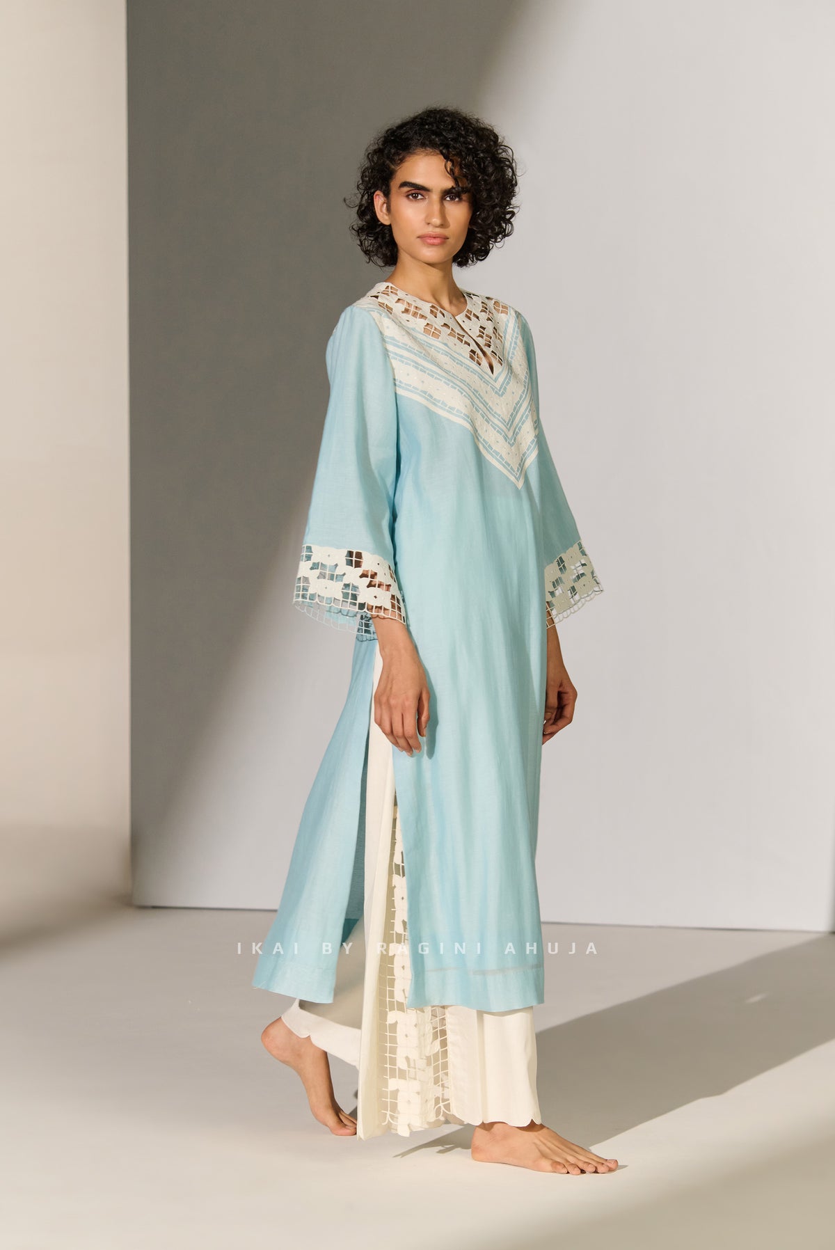 GEOMETRIC FLORAL NECK CUTWORK KAMEEZ SKY