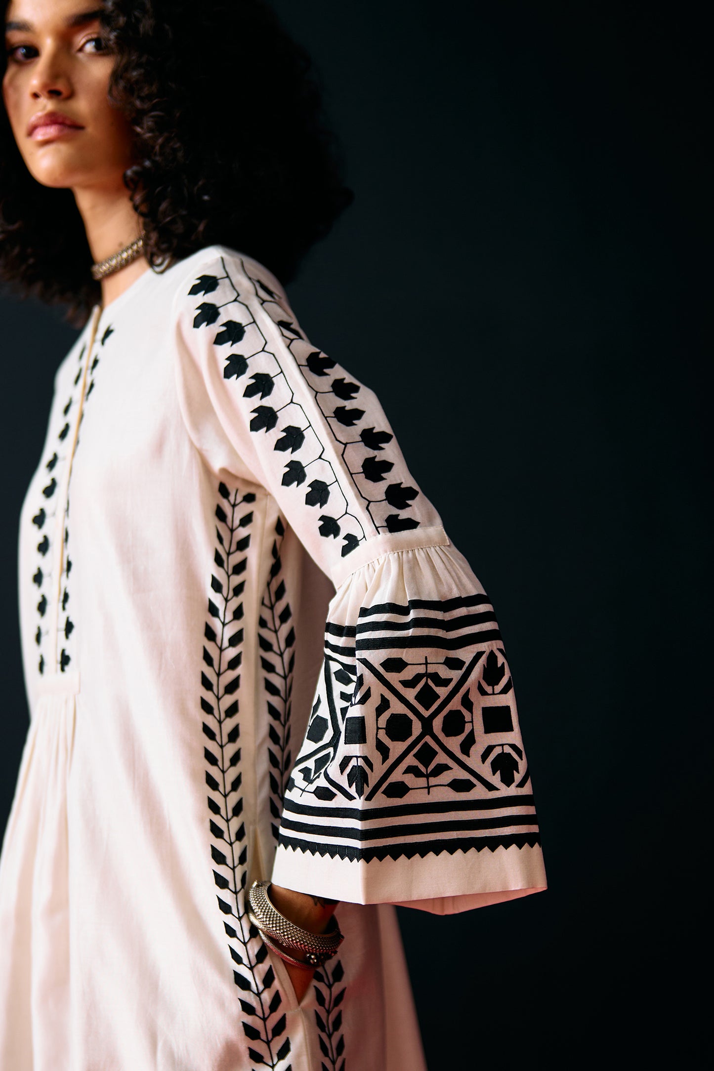 IVORY BELL SLEEVE APPLIQUE' DRESS