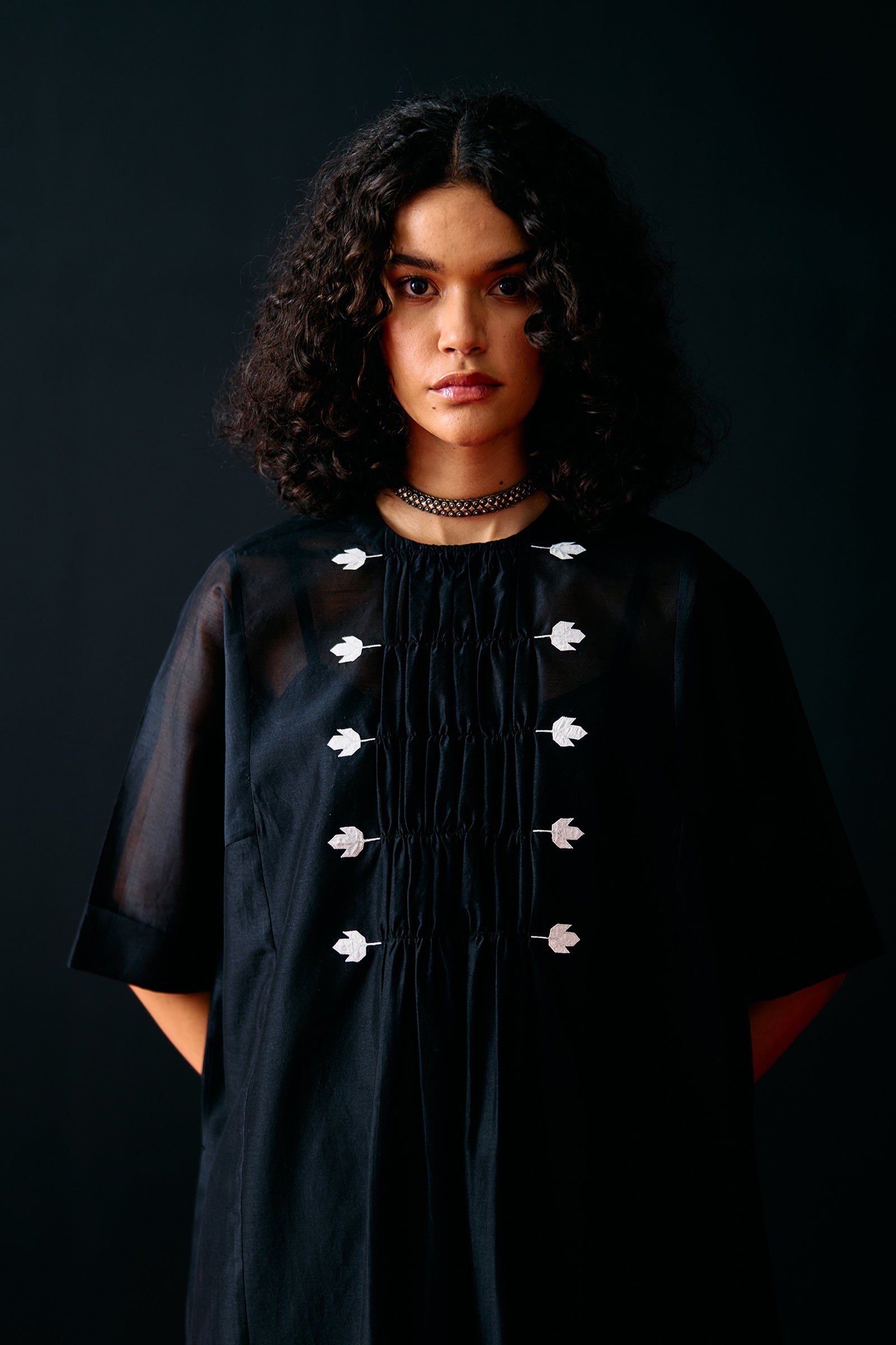 BLACK CENTRE GATHER KAFTAN KAMEEZ