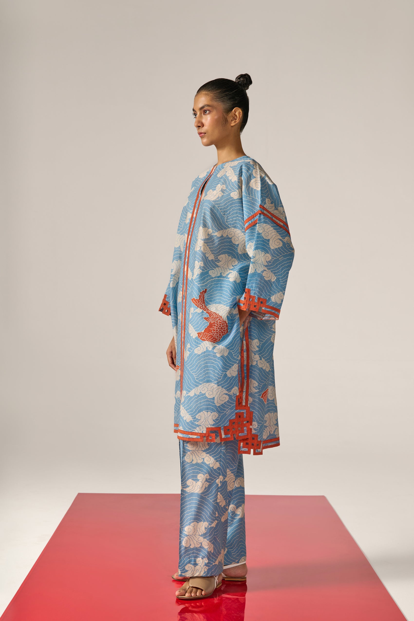 WAVE PRINT AND FISH APPLIQUE' KAFTAN