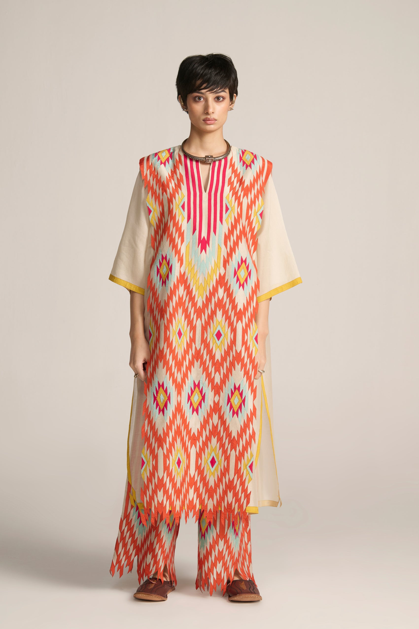 3D PANELLED KAFTAN KAMEEZ