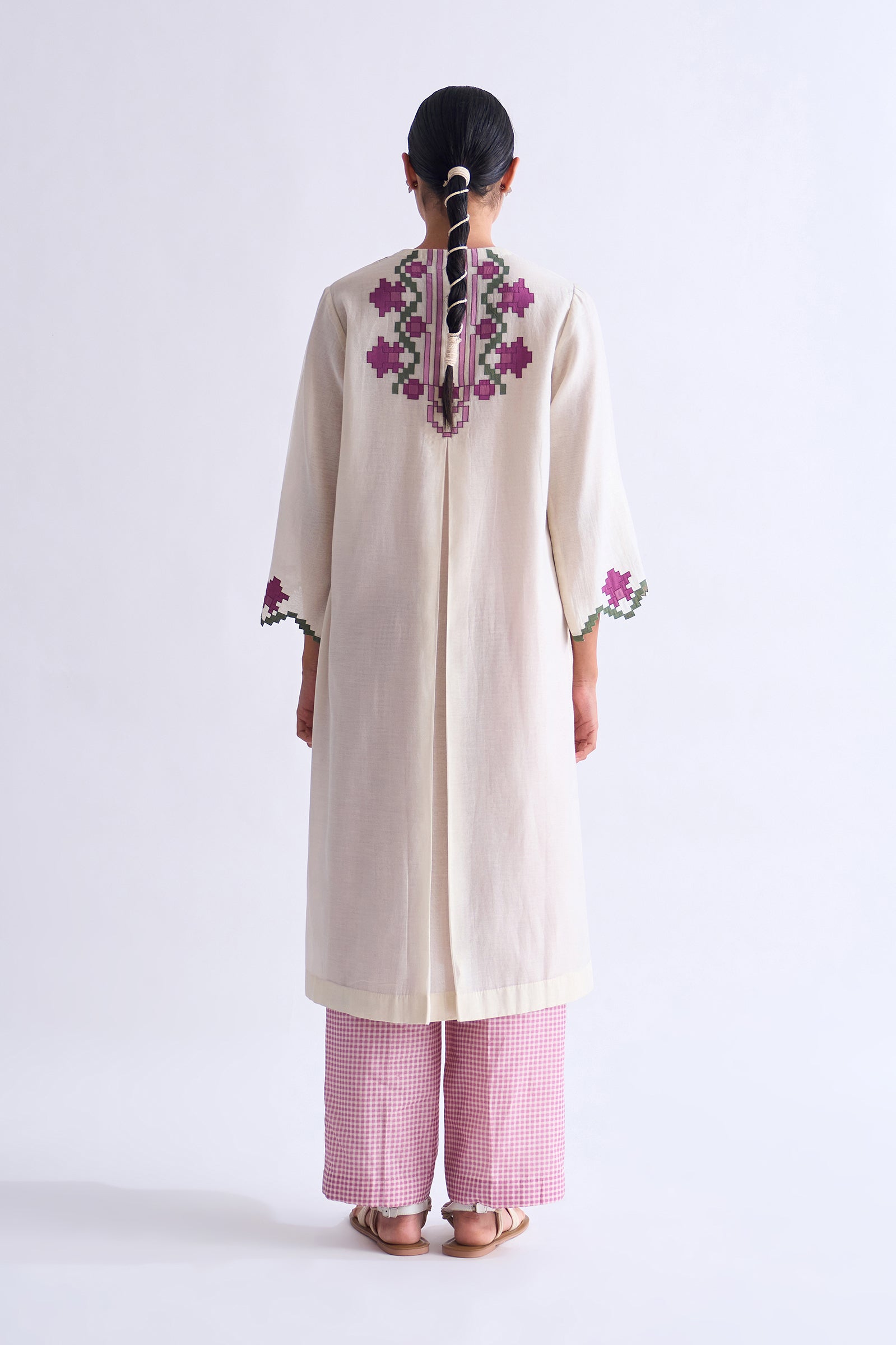 CENTER PLEATED KAMEEZ