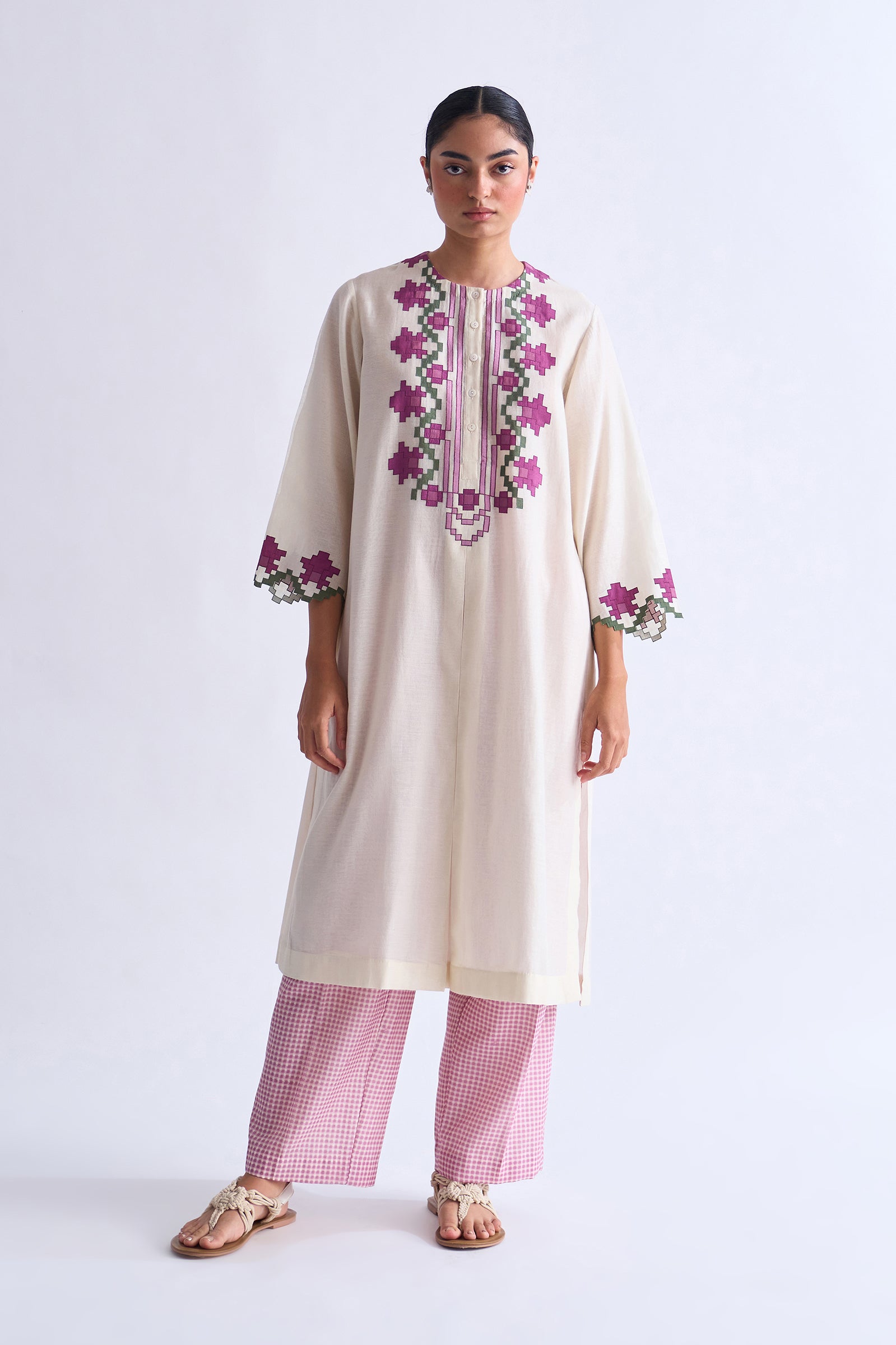 CENTER PLEATED KAMEEZ