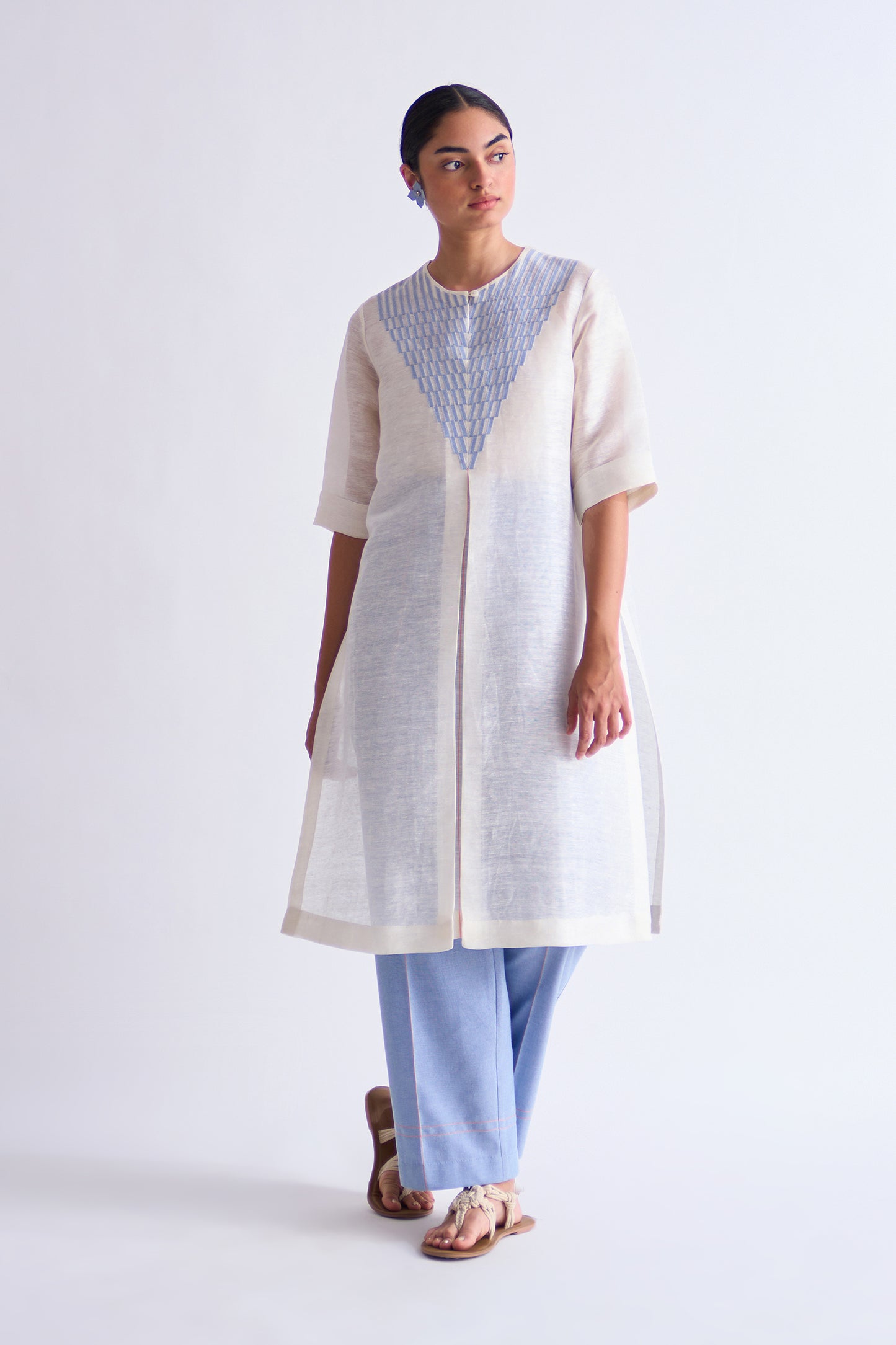 LINEN CENTER PLEATED KAMEEZ