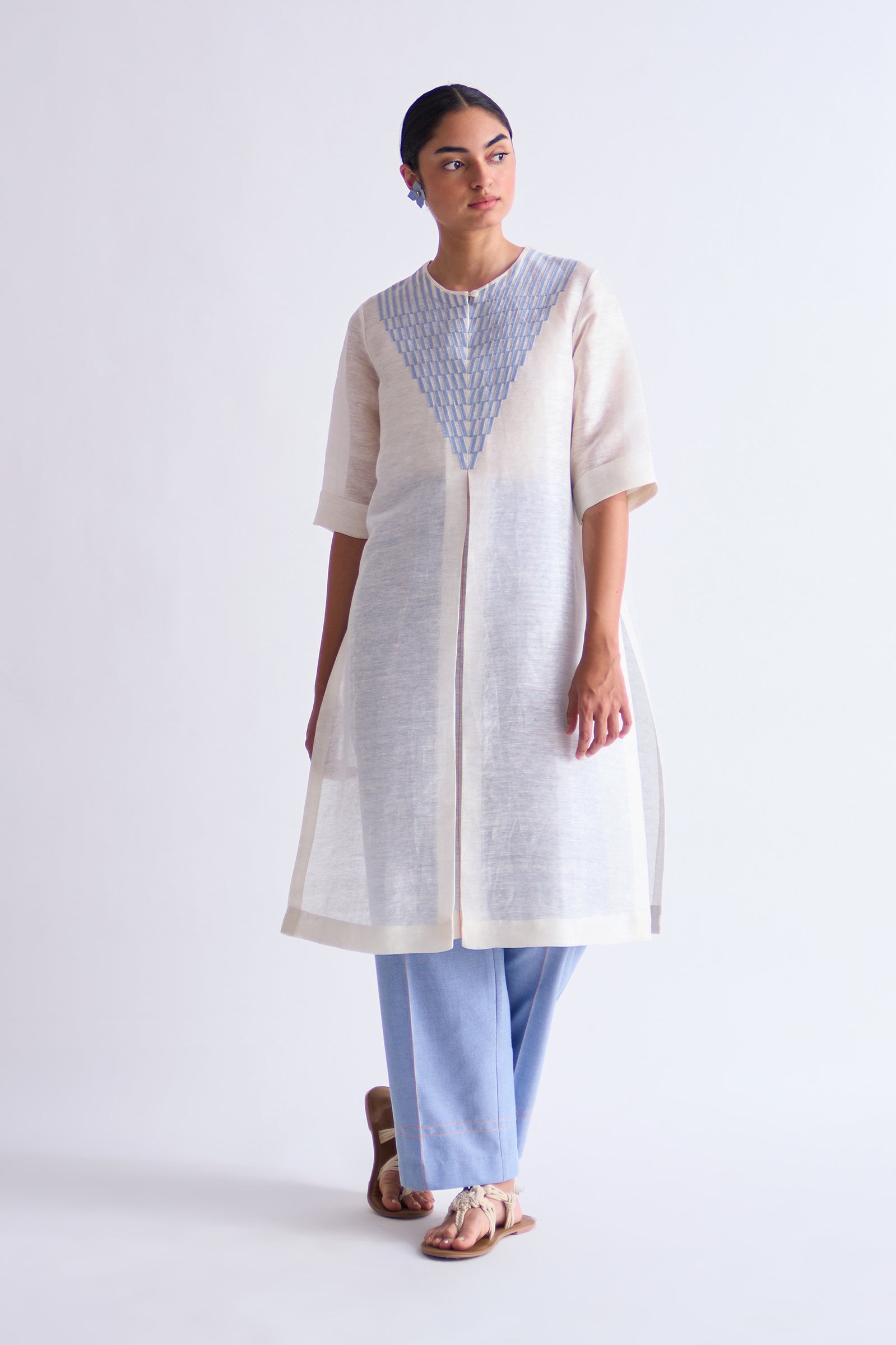 LINEN CENTER PLEATED KAMEEZ