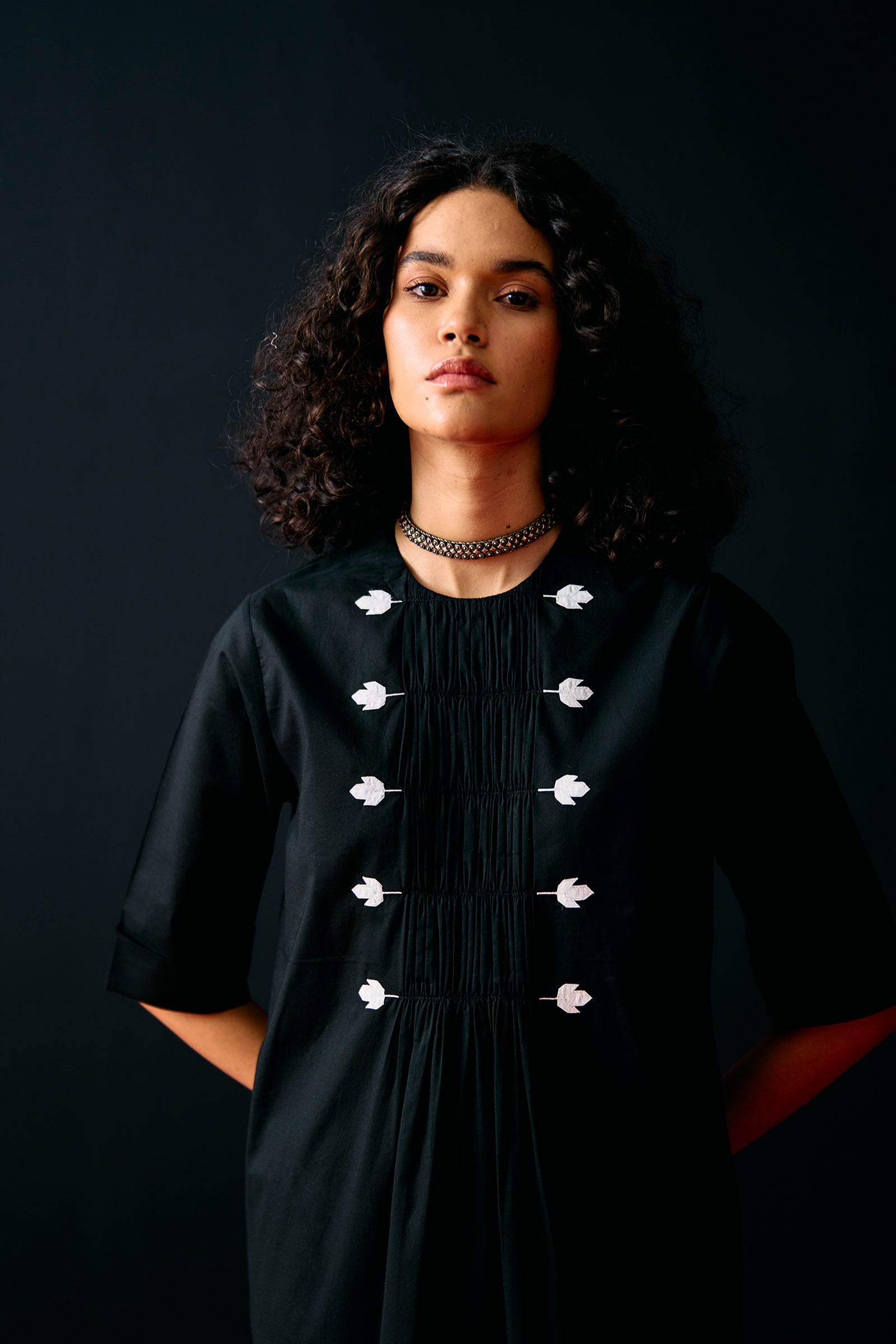 BLACK CENTRE GATHER DRESS