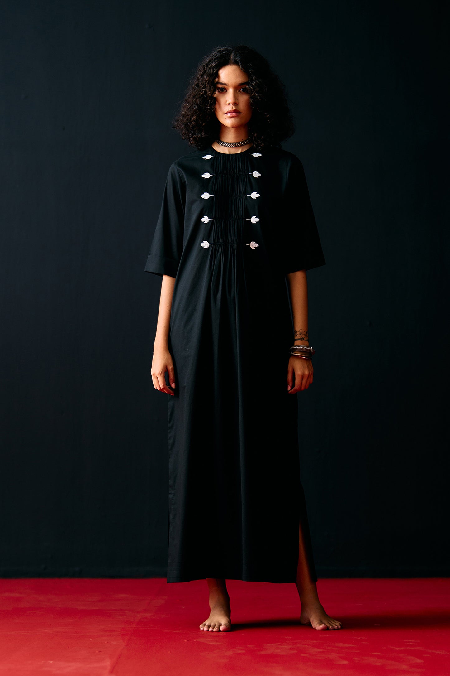 BLACK CENTRE GATHER DRESS