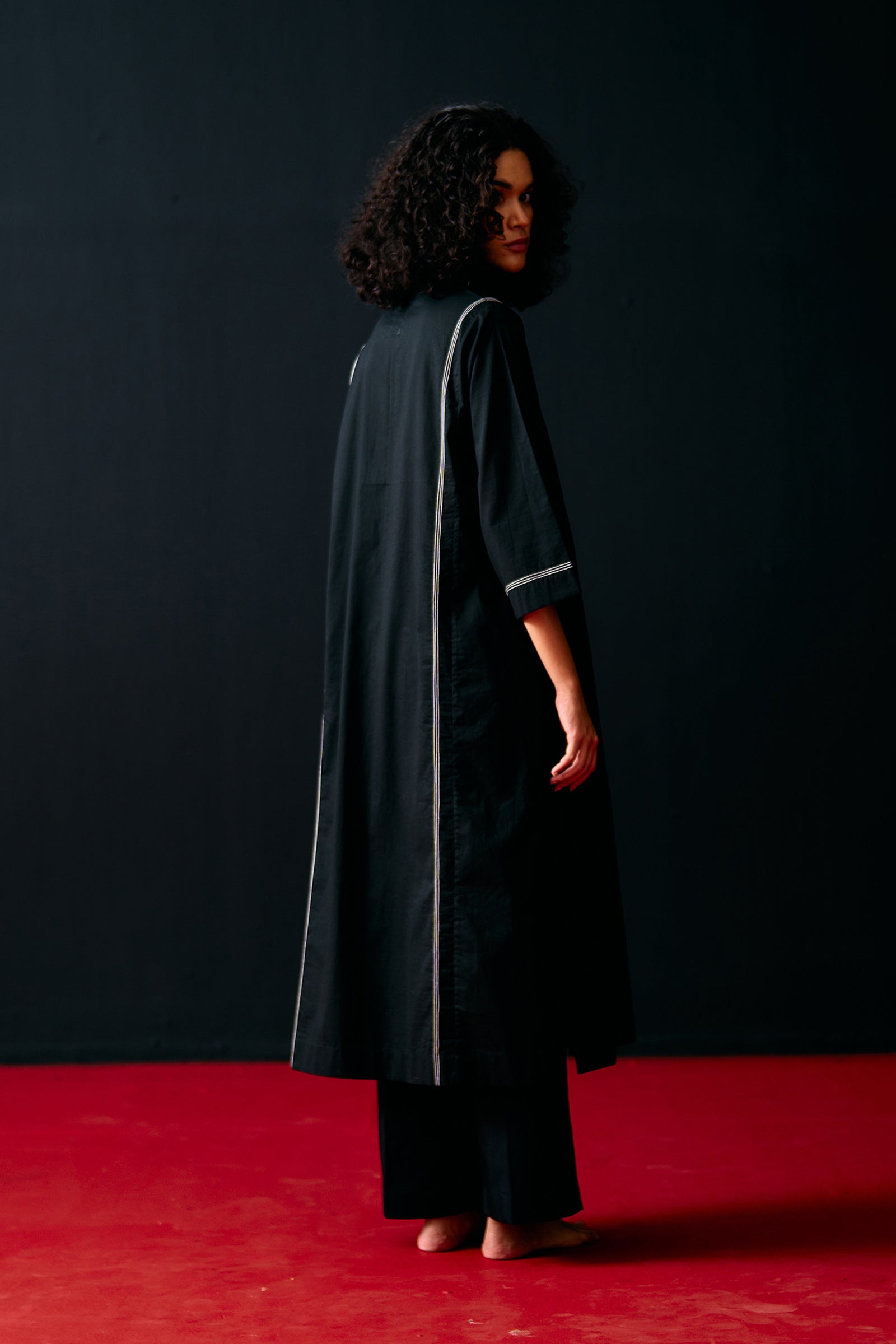 BLACK TRIBAL APPLIQUE' KAMEEZ