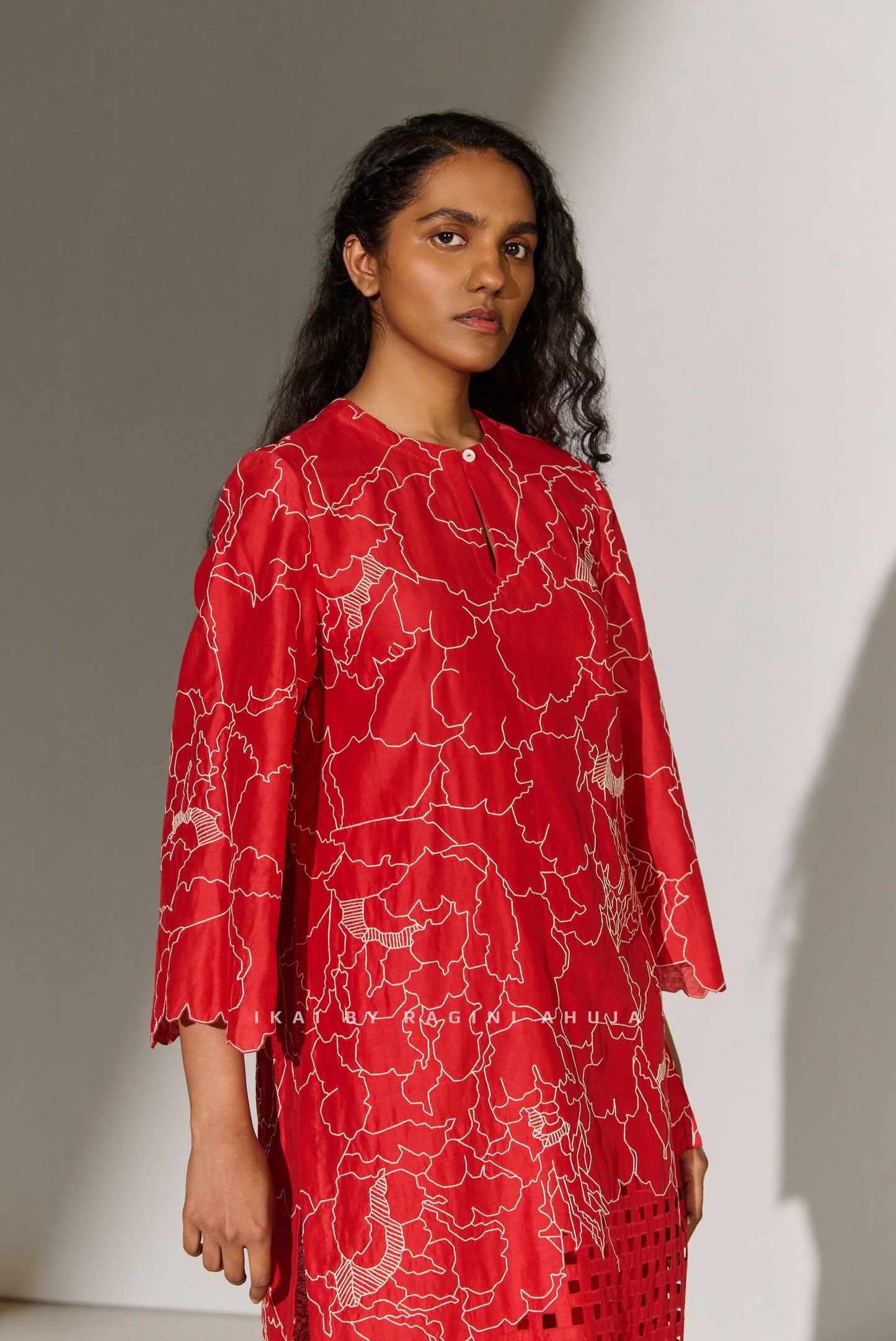 GEOMETRIC FLORAL CUTWORK KAMEEZ