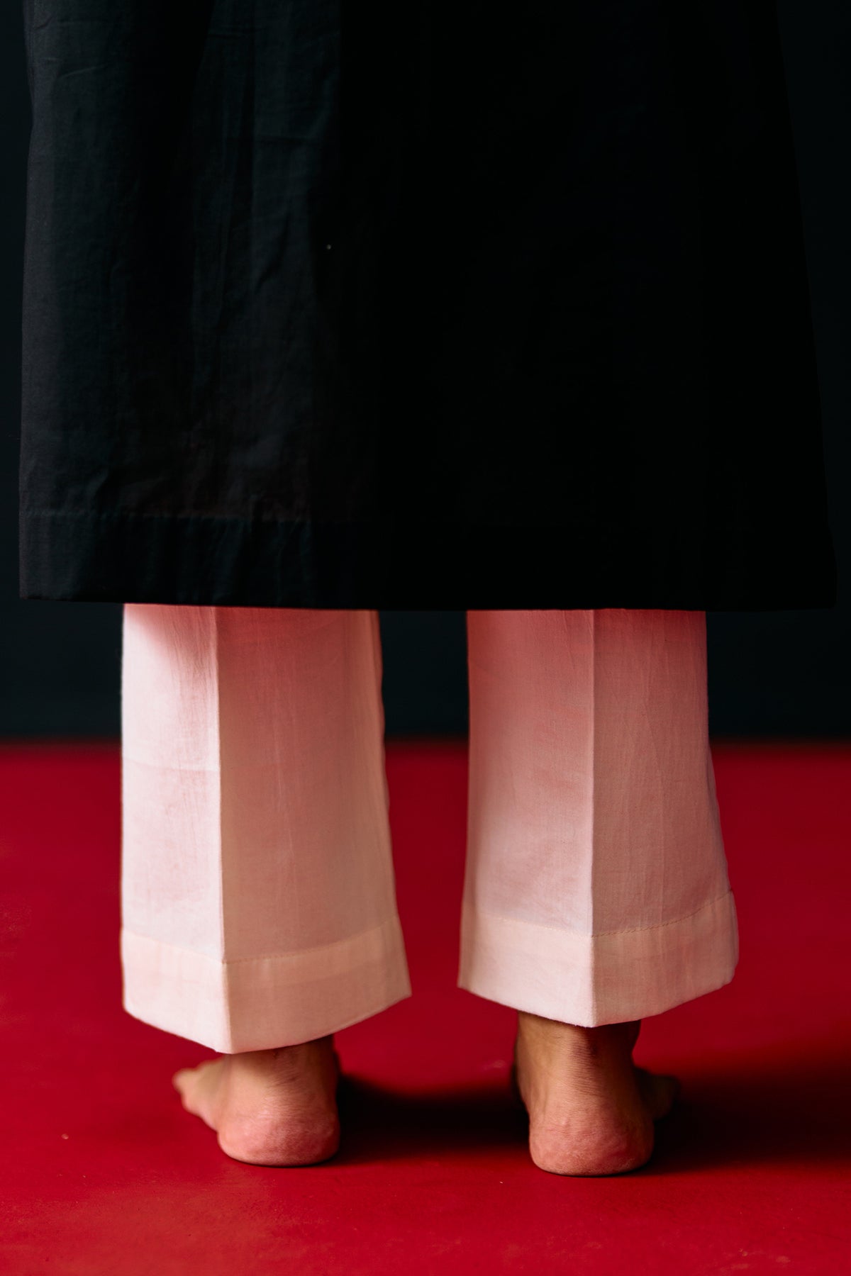 STRAIGHT PANTS
