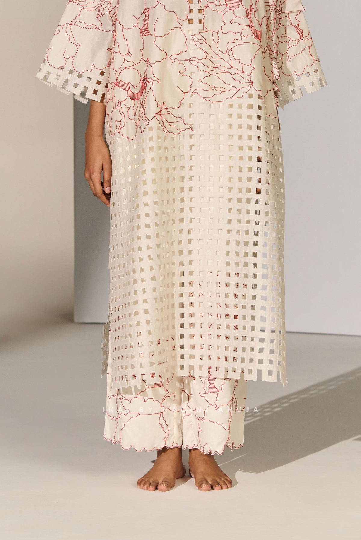 GEOMETRIC FLORAL STRAIGHT PANTS