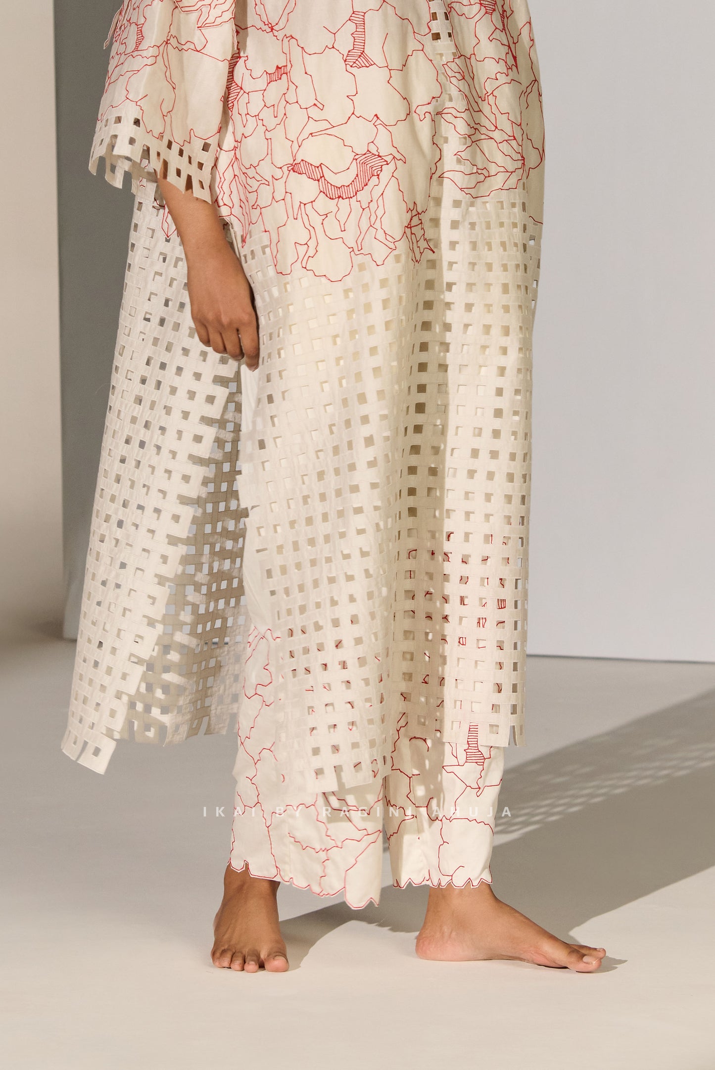 GEOMETRIC FLORAL STRAIGHT PANTS
