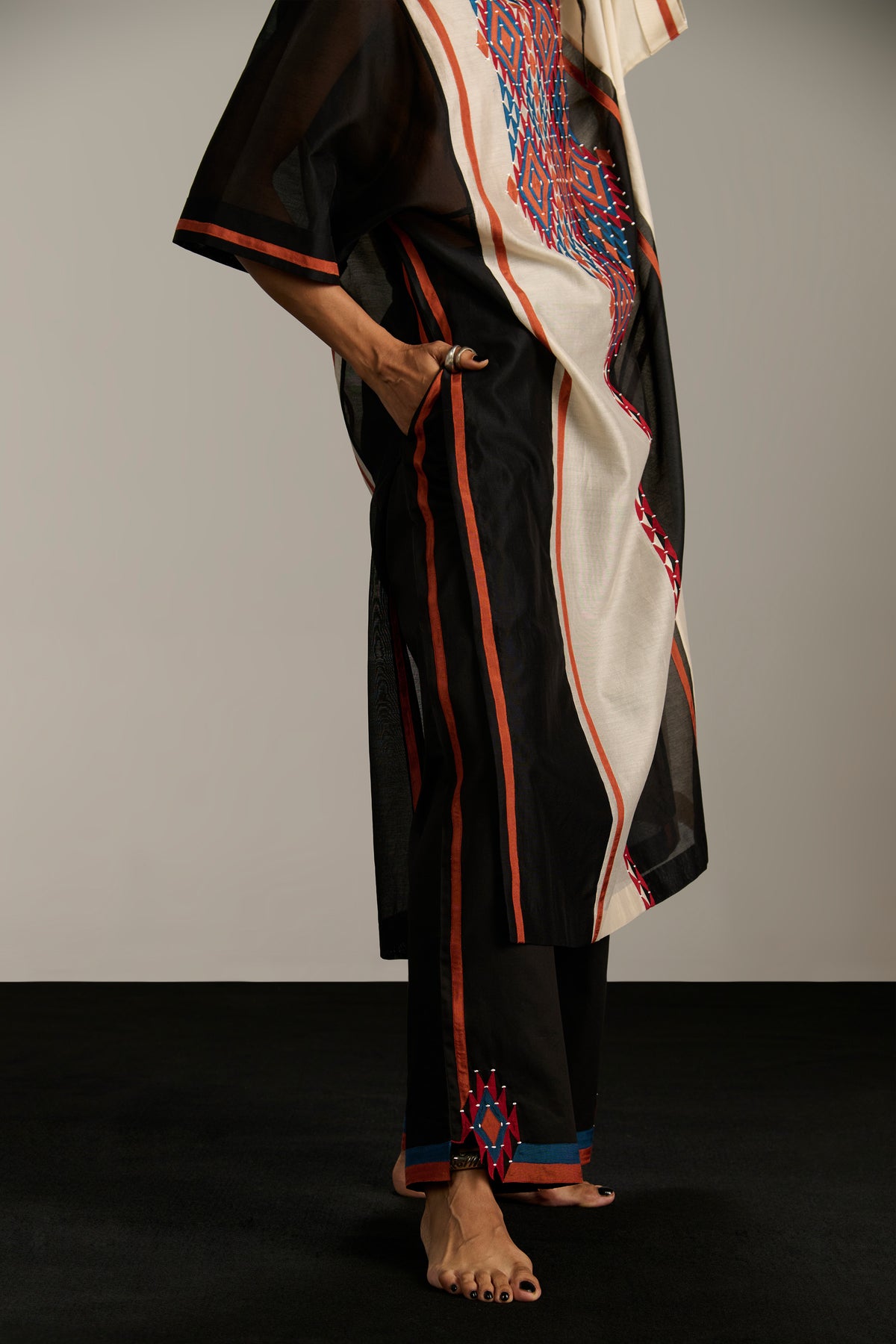 APPLIQUE' AND CUTWORK PANTS