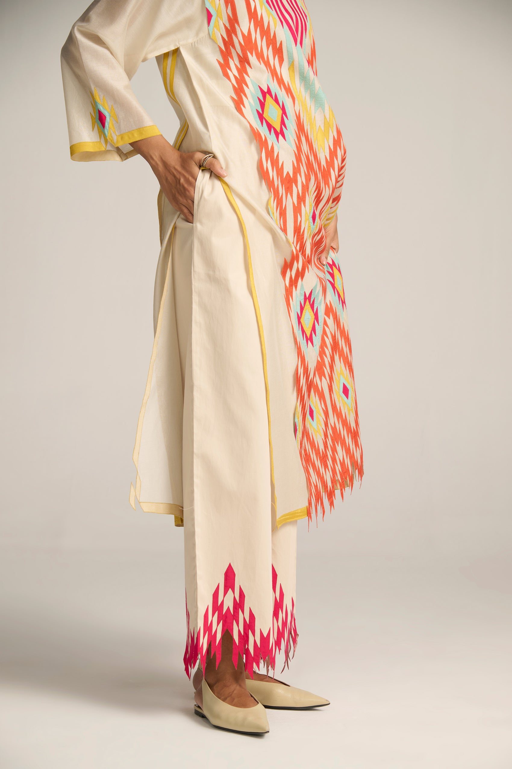 APPLIQUE' AND CUTWORK PANTS