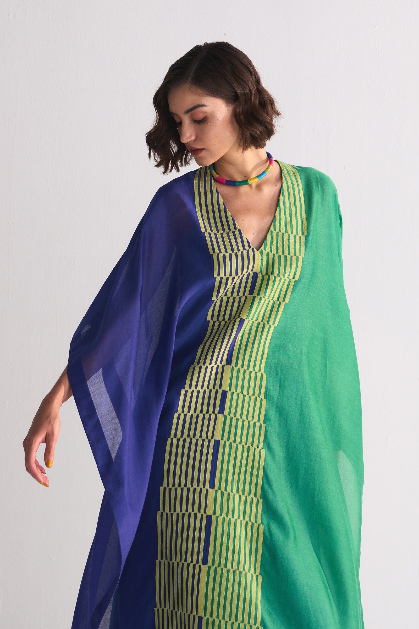 COLOUR BLOCKED APPLIQUE' KAFTAN