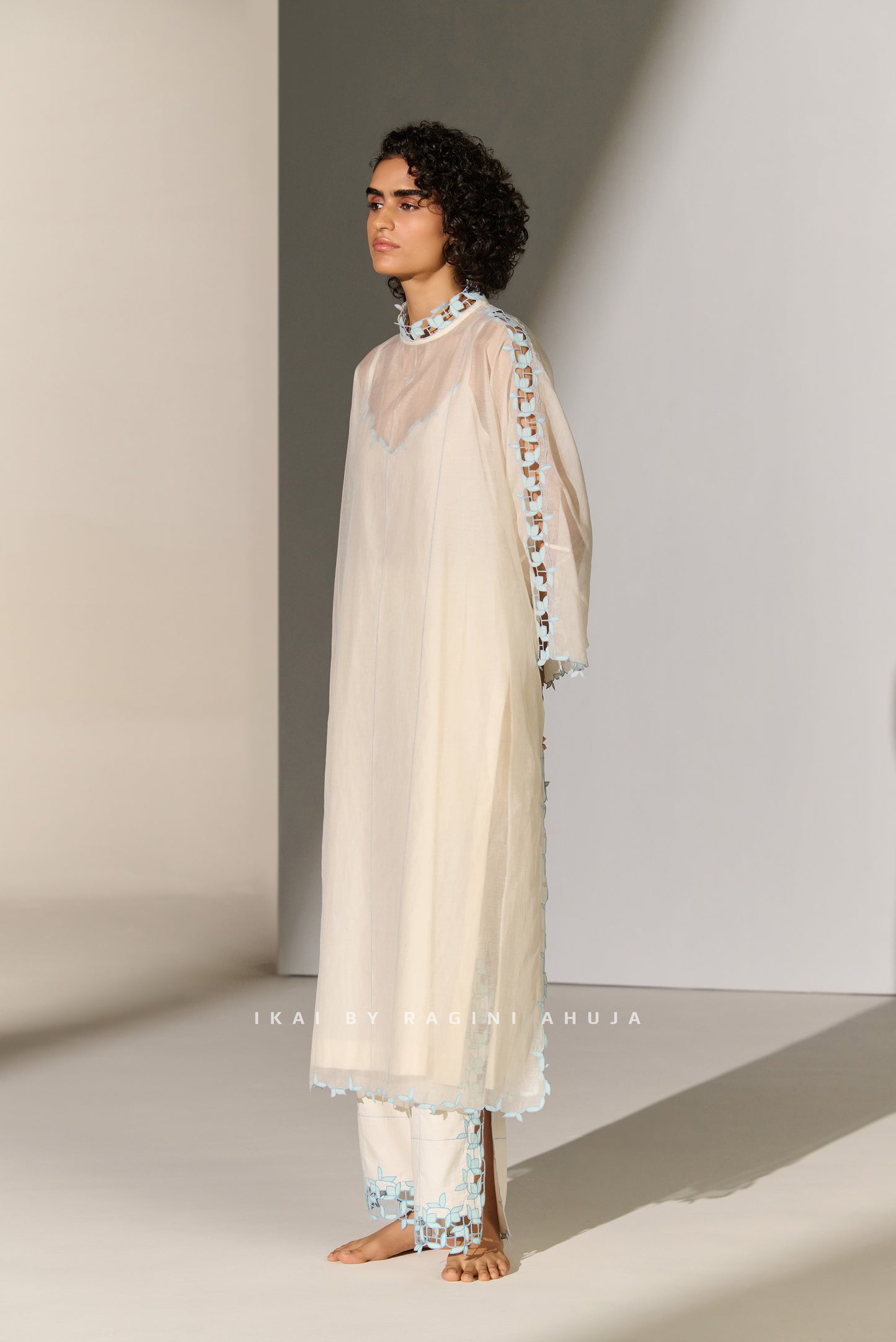 GEOMETRIC FLORAL CUTWORK KAFTAN