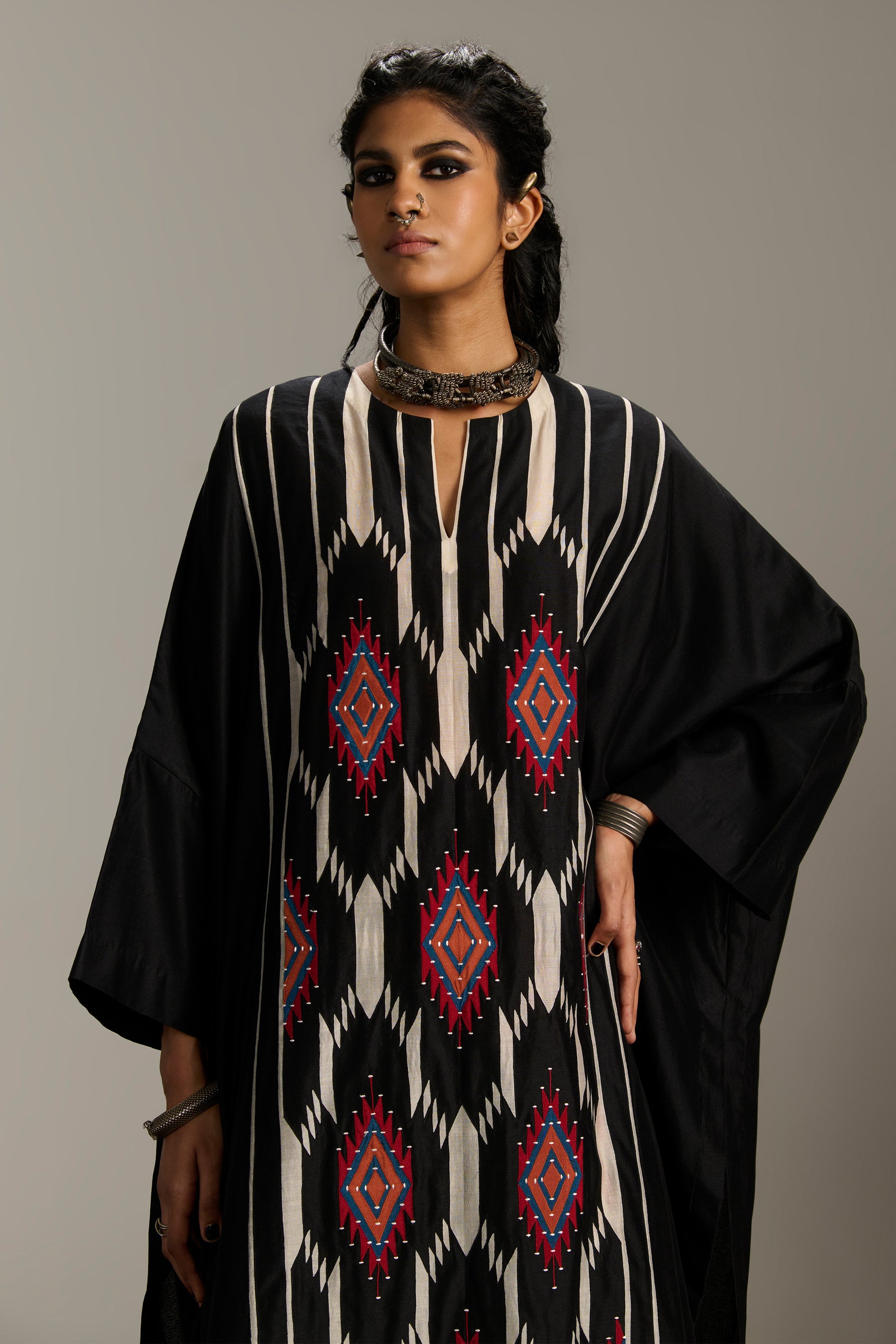 TABLE MAT KAFTAN