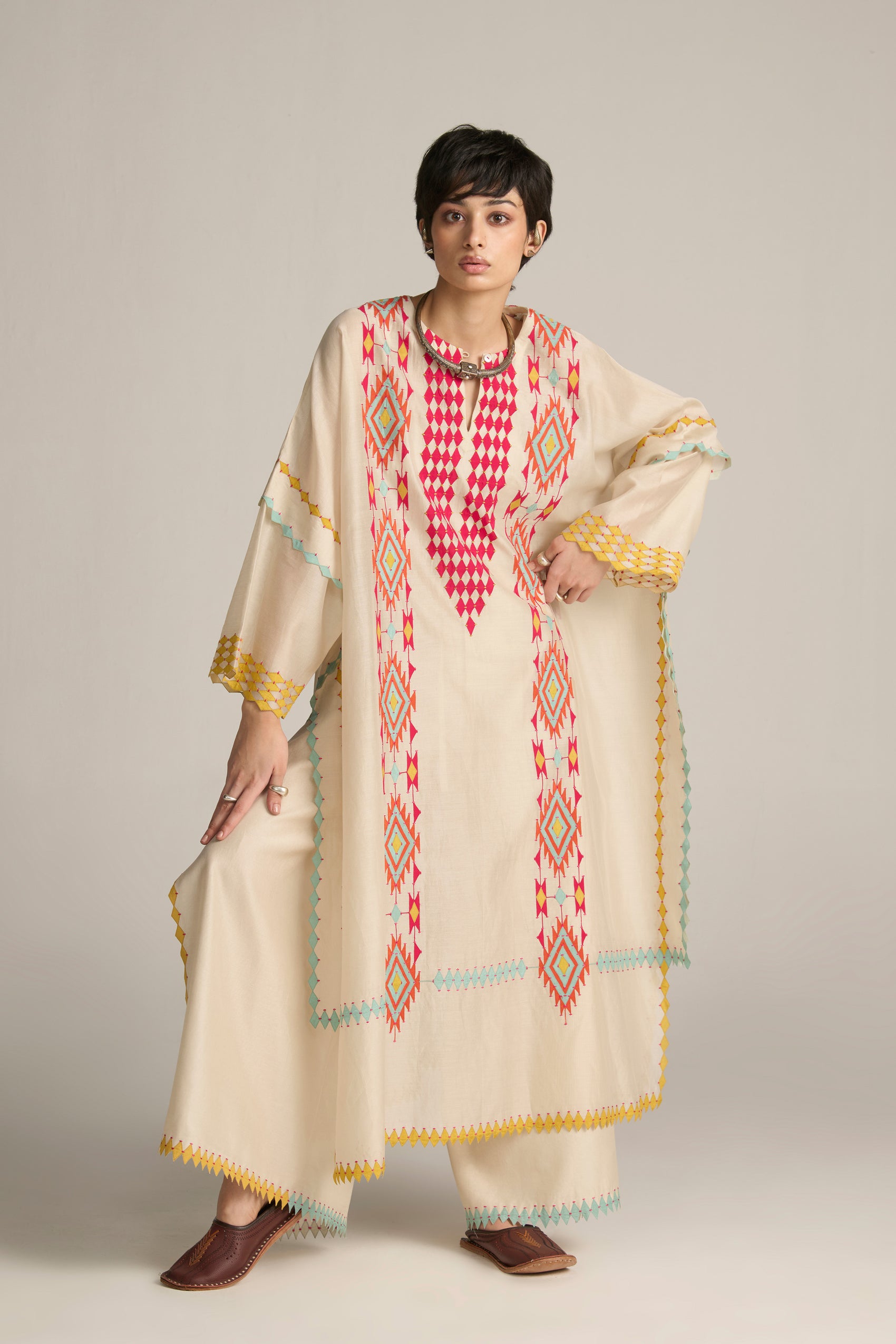 TABLE MAT KAFTAN