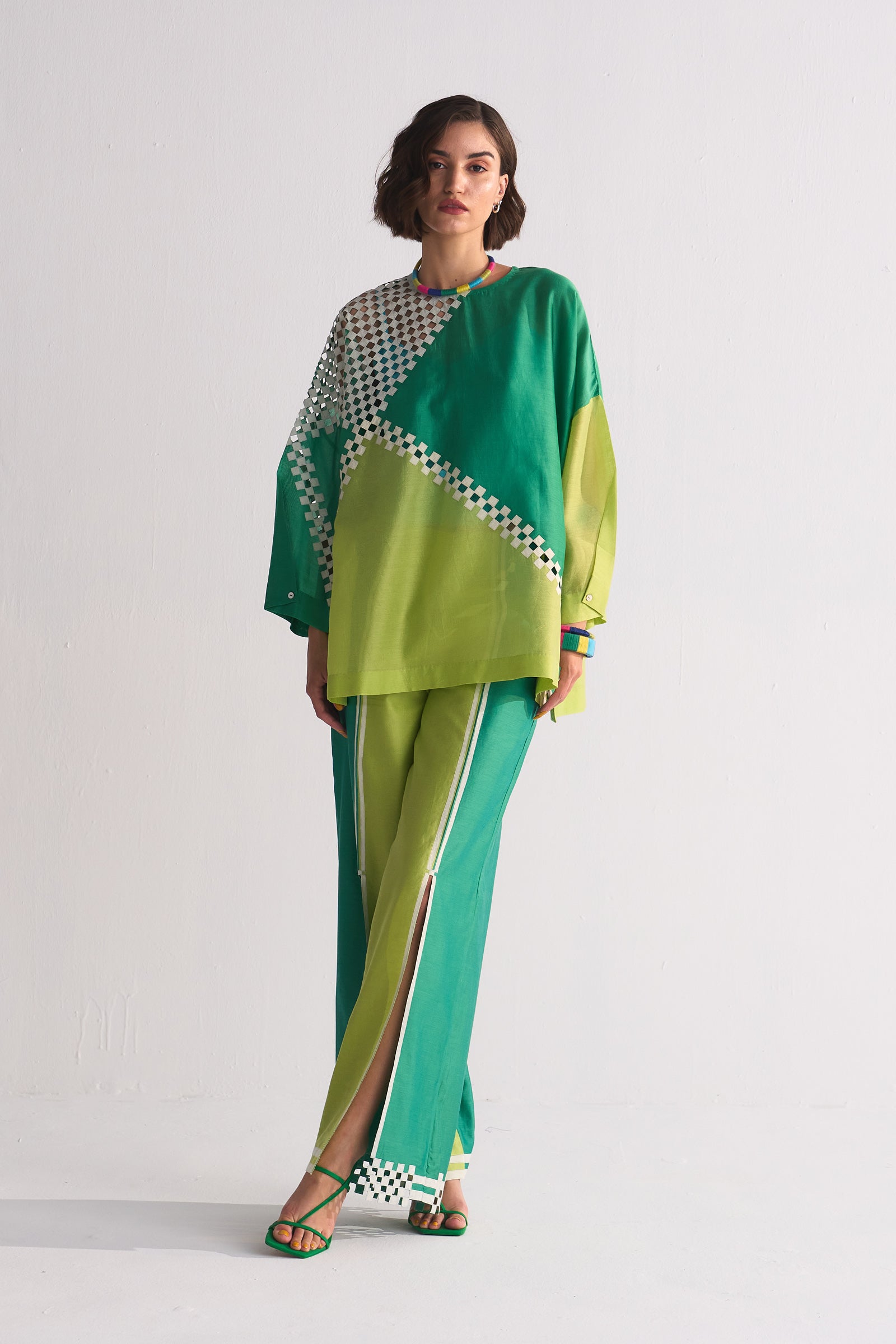 GEOMETRIC CUTWORK COLOUR BLOCKED BOX SHIRT